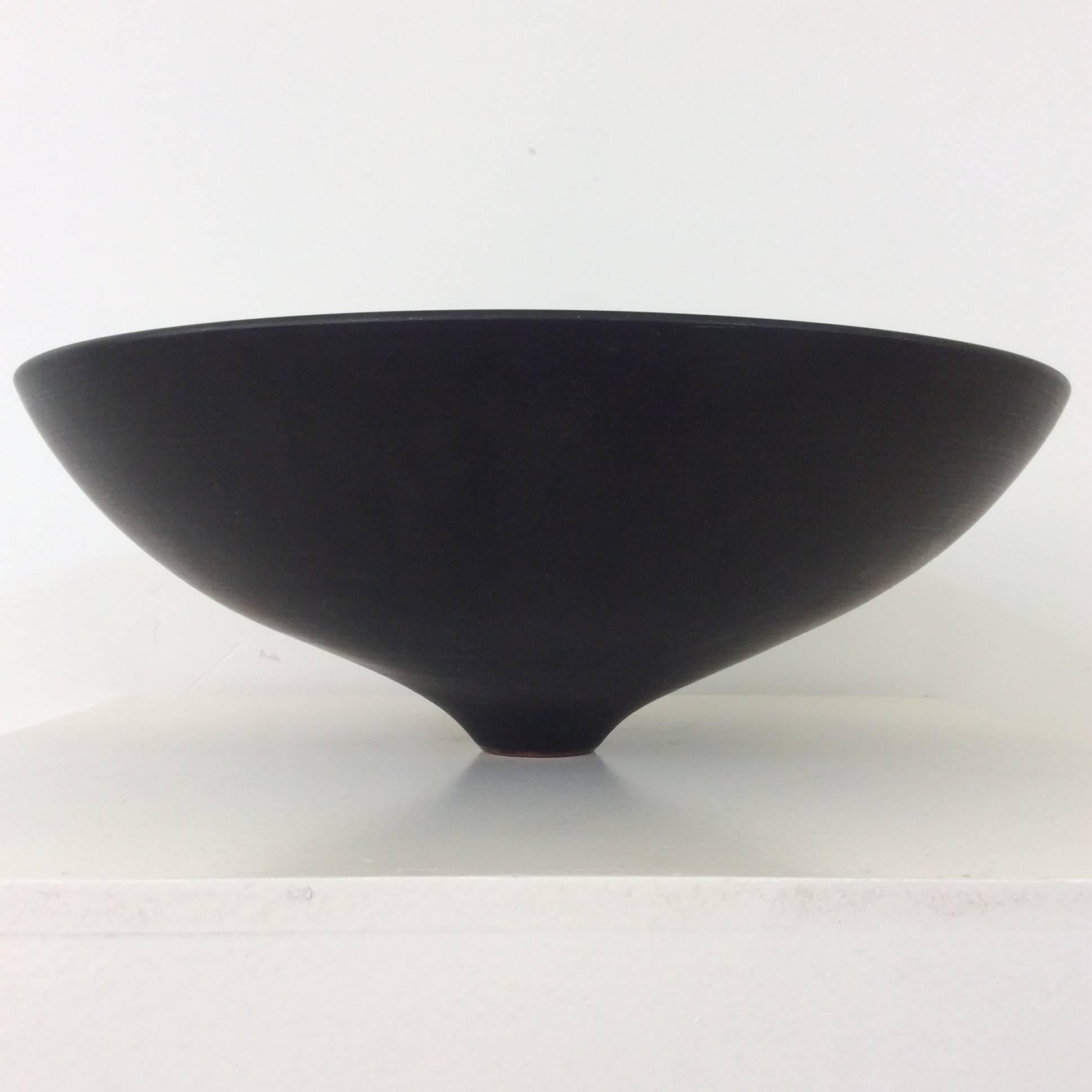  Lampecco Black Ceramic Bowl, circa 1960, Belgium In Good Condition In Brussels, BE