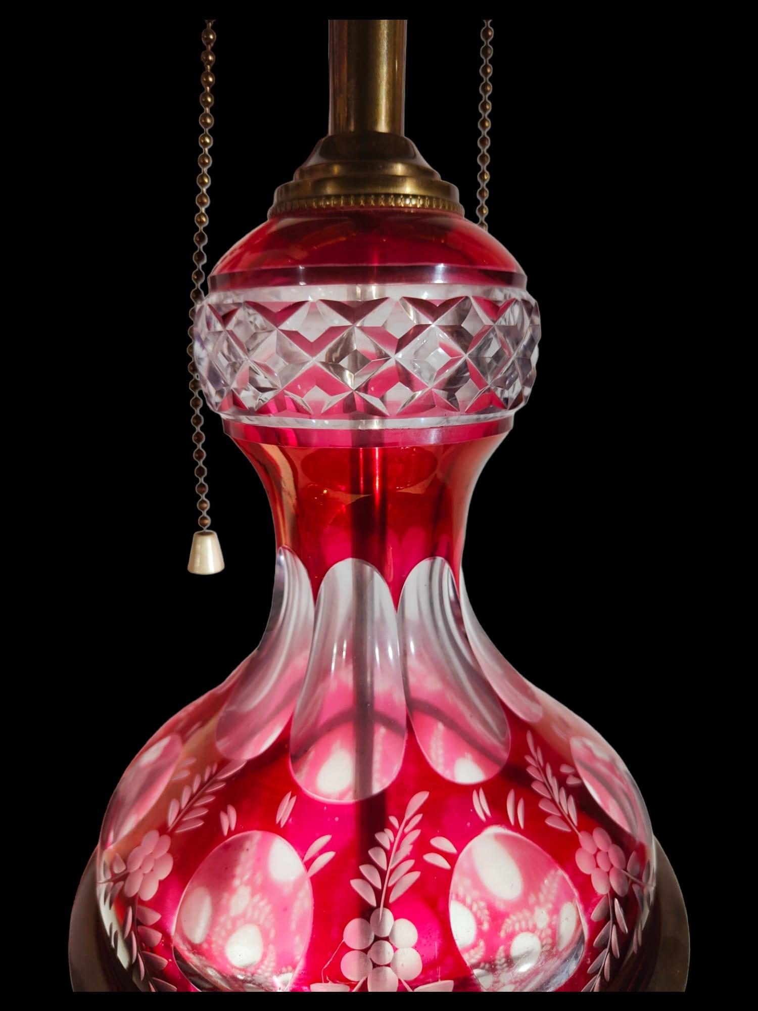 Lampes en verre taillé du XXe siècle en vente 6