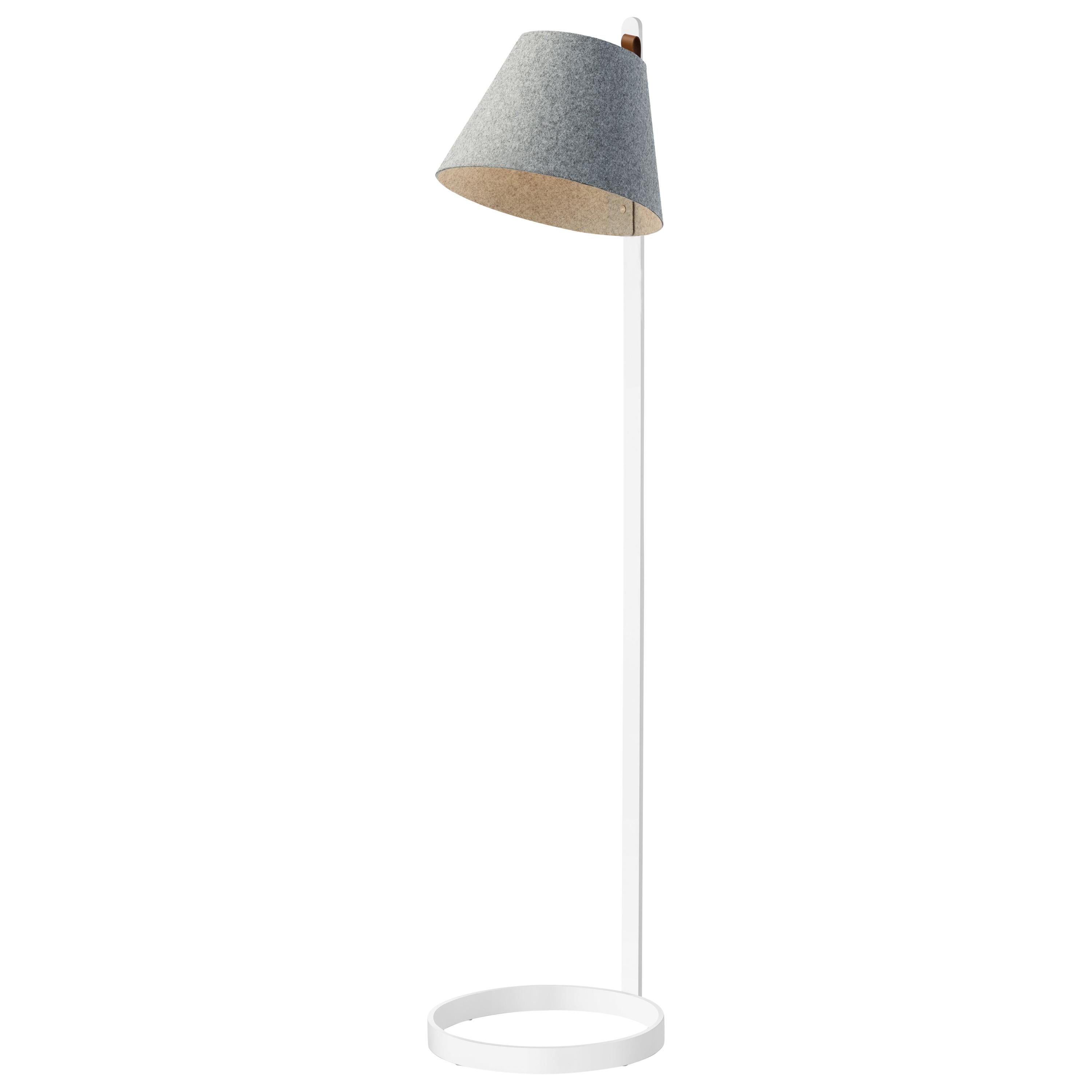 Stehlampe Lana aus Stein und Grau mit weißem Sockel von Pablo Designs
