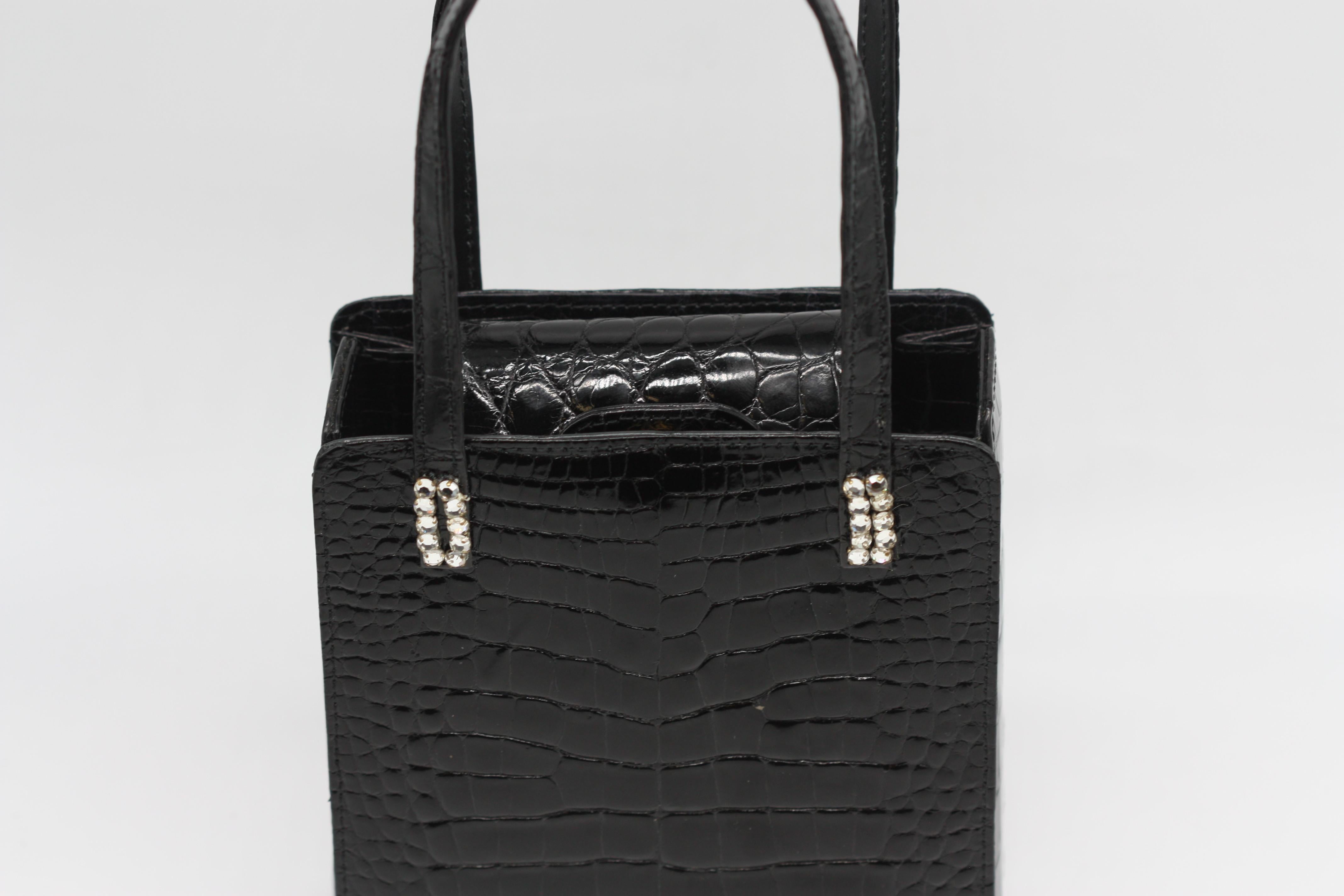 Lana Marks Black Alligator Dress Purse In condizioni buone in vendita a West Palm Beach, FL