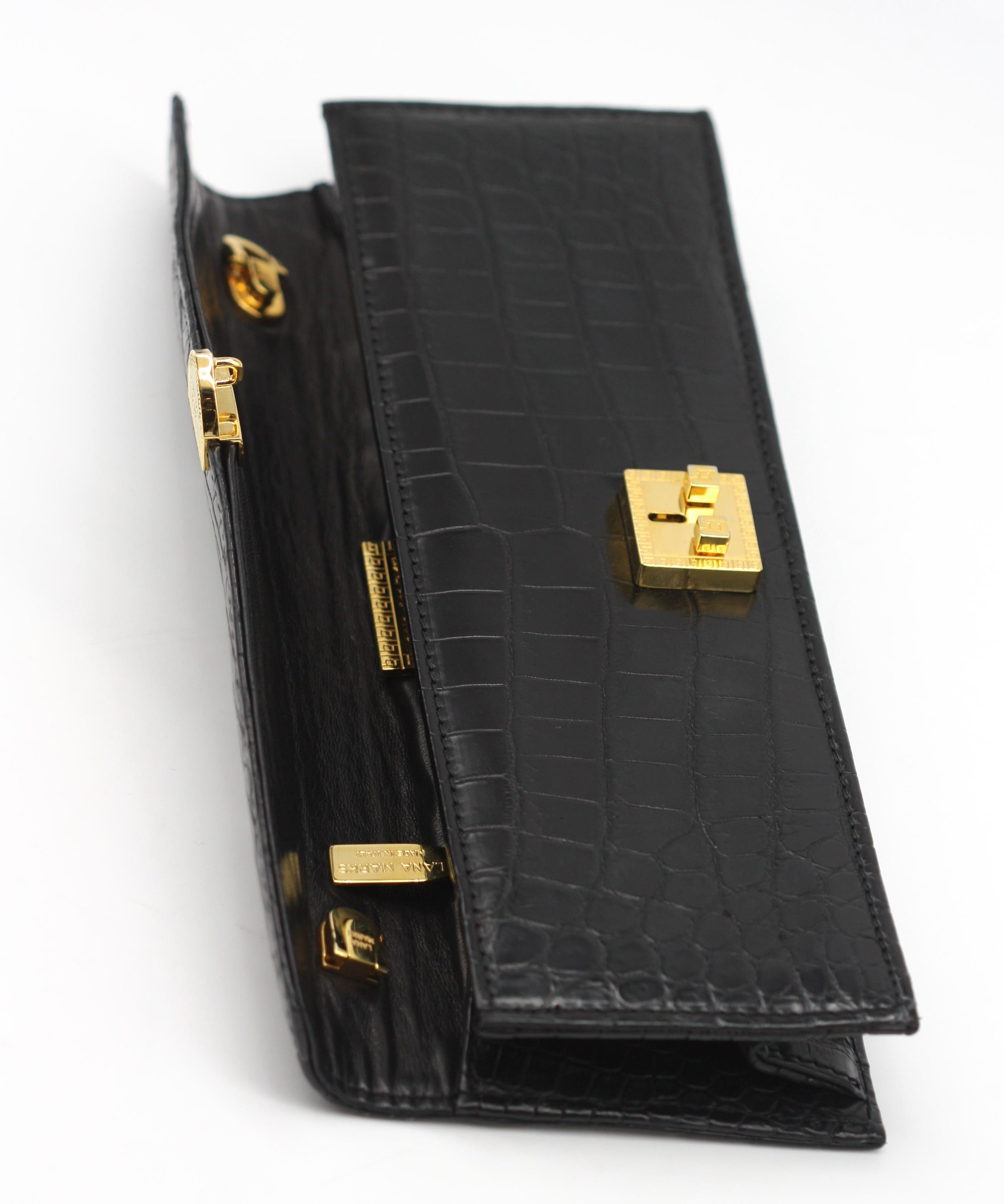 Lana Marks Schwarze Alligator-Kuvert-Clutch im Angebot 1