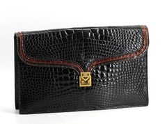 Embrague grande de cocodrilo negro y marrón Lana Marks