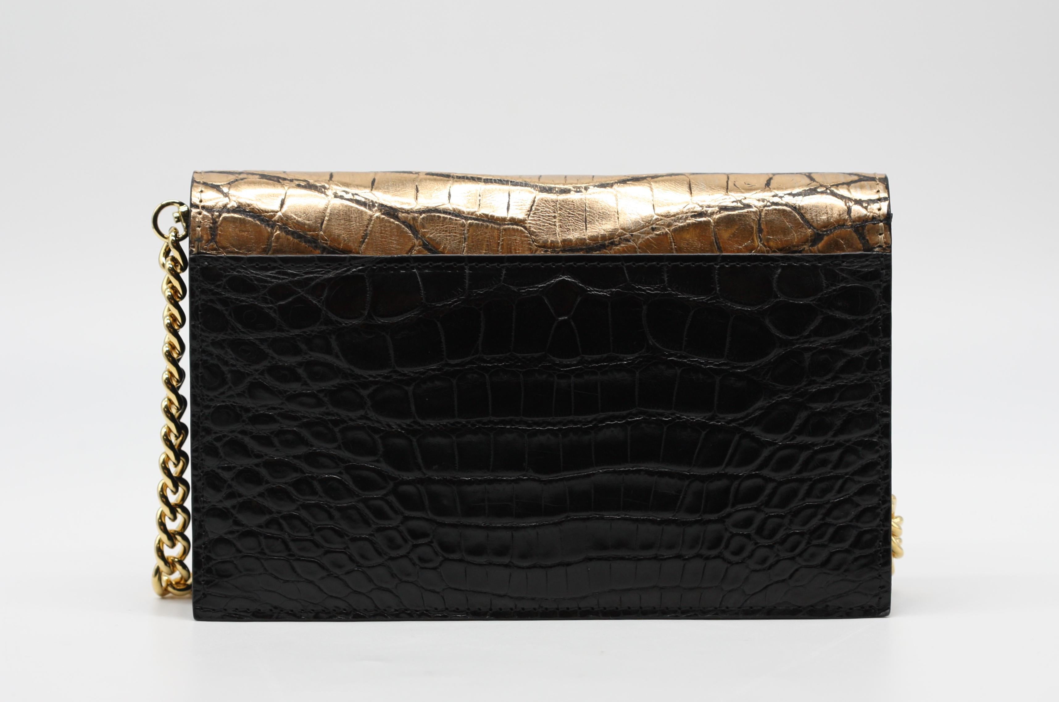 Lana Marks Black and Gold Alligator Clutch en vente 1