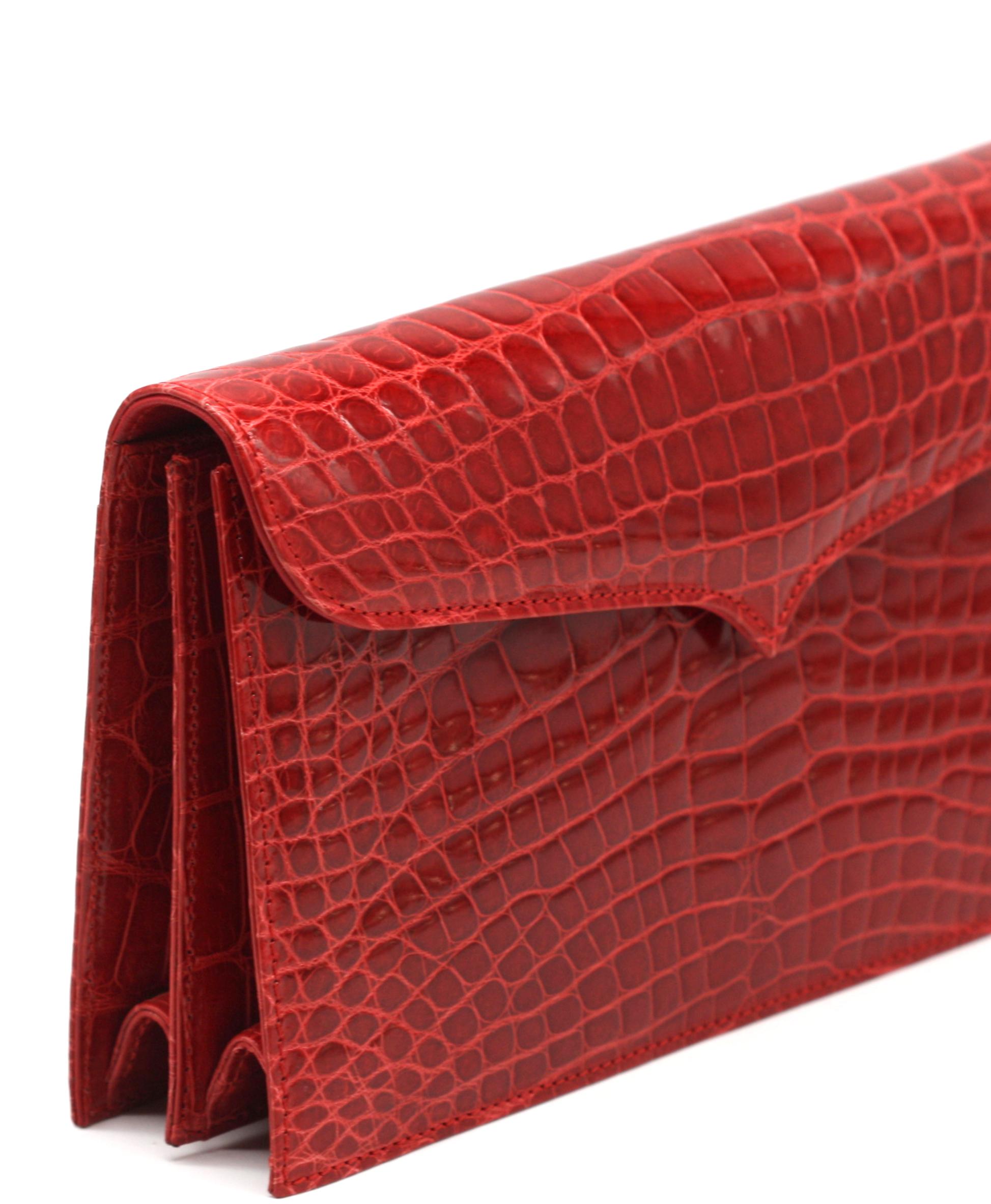 Lana Marks Rote Alligator-Kupplung im Angebot 2