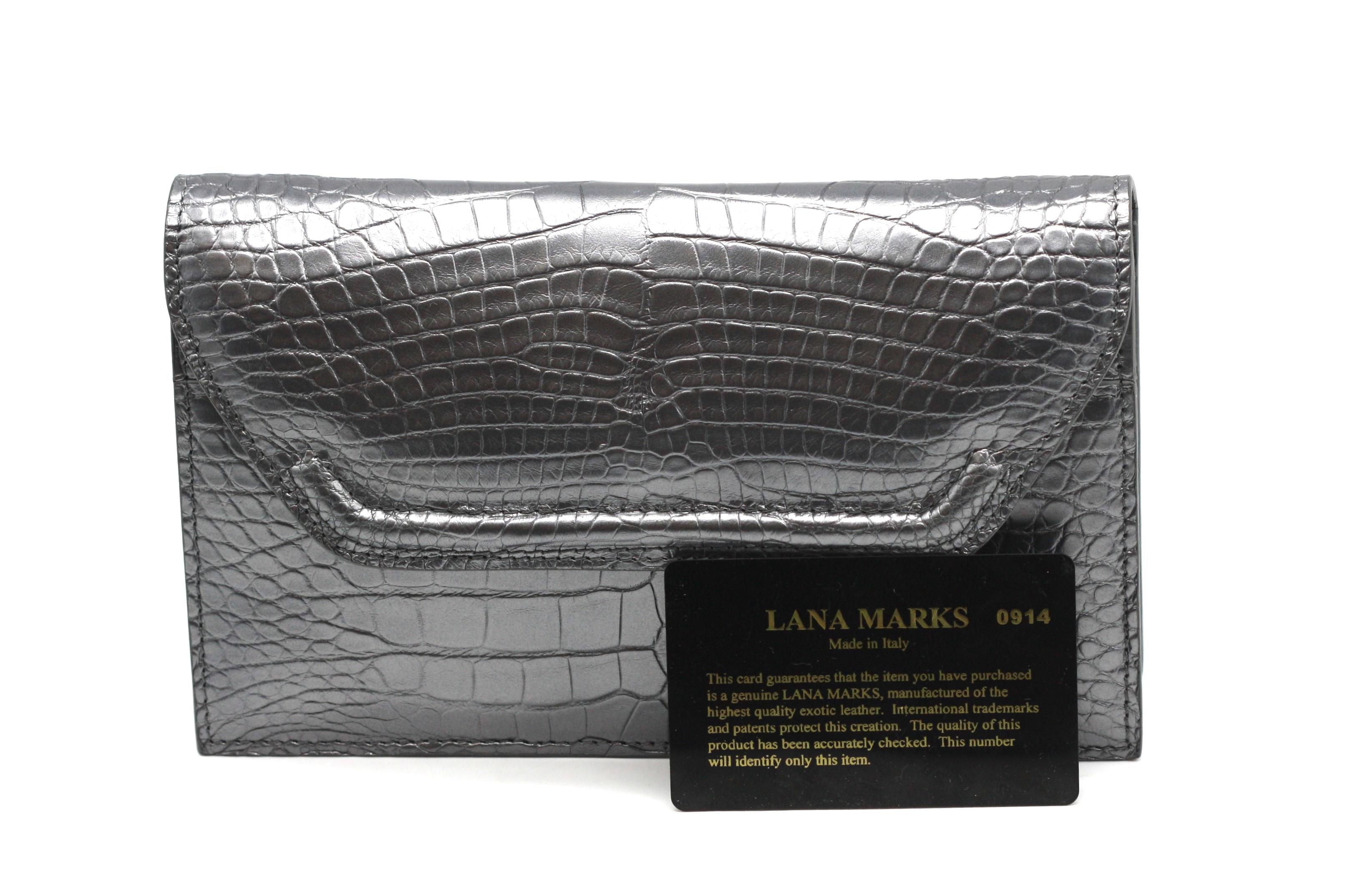 Lana Marks Silbergraue Alligator-Capri-Clutch (Schwarz) im Angebot