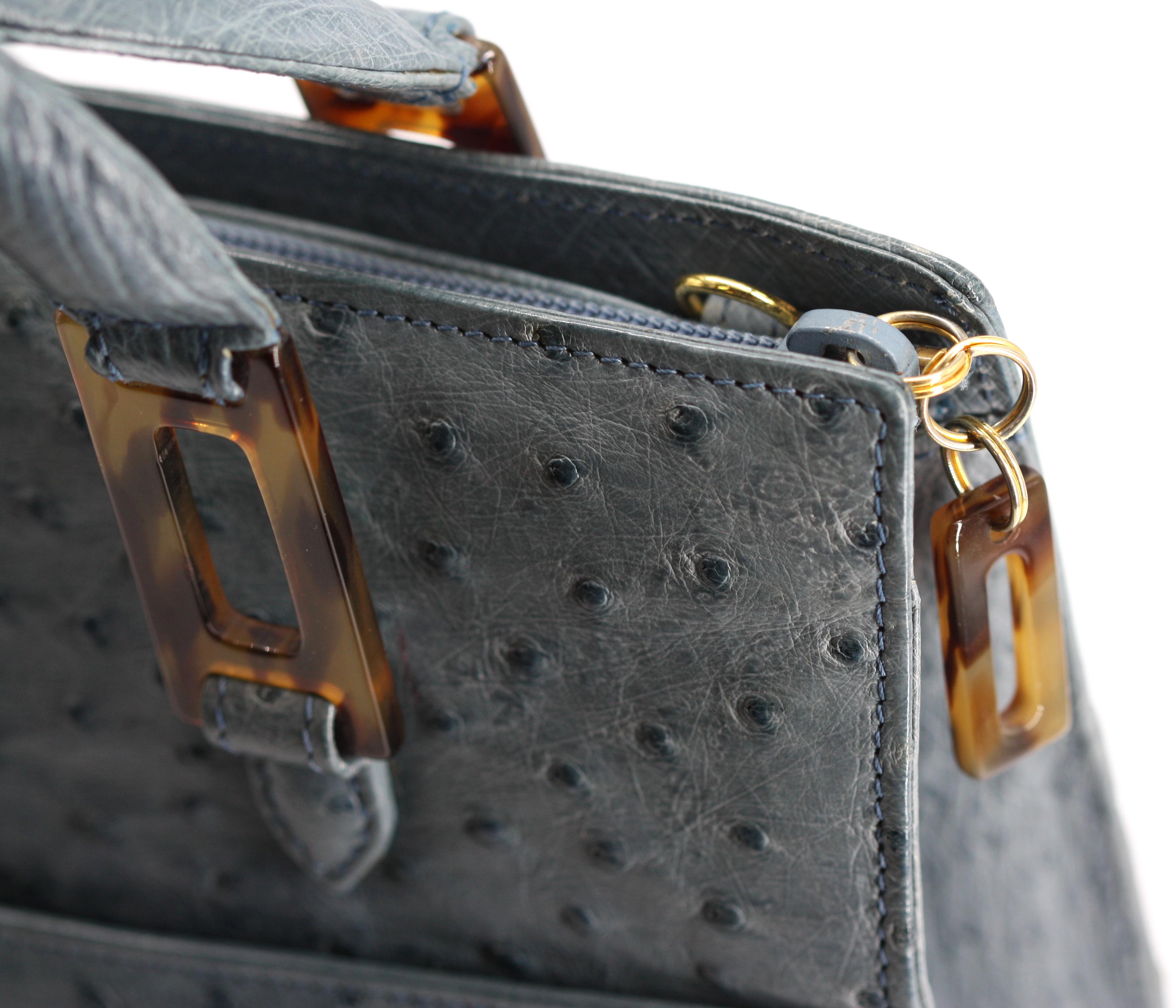 da uomo o donna Lana Marks: borsa e pochette in pelle di struzzo blu ardesia in vendita