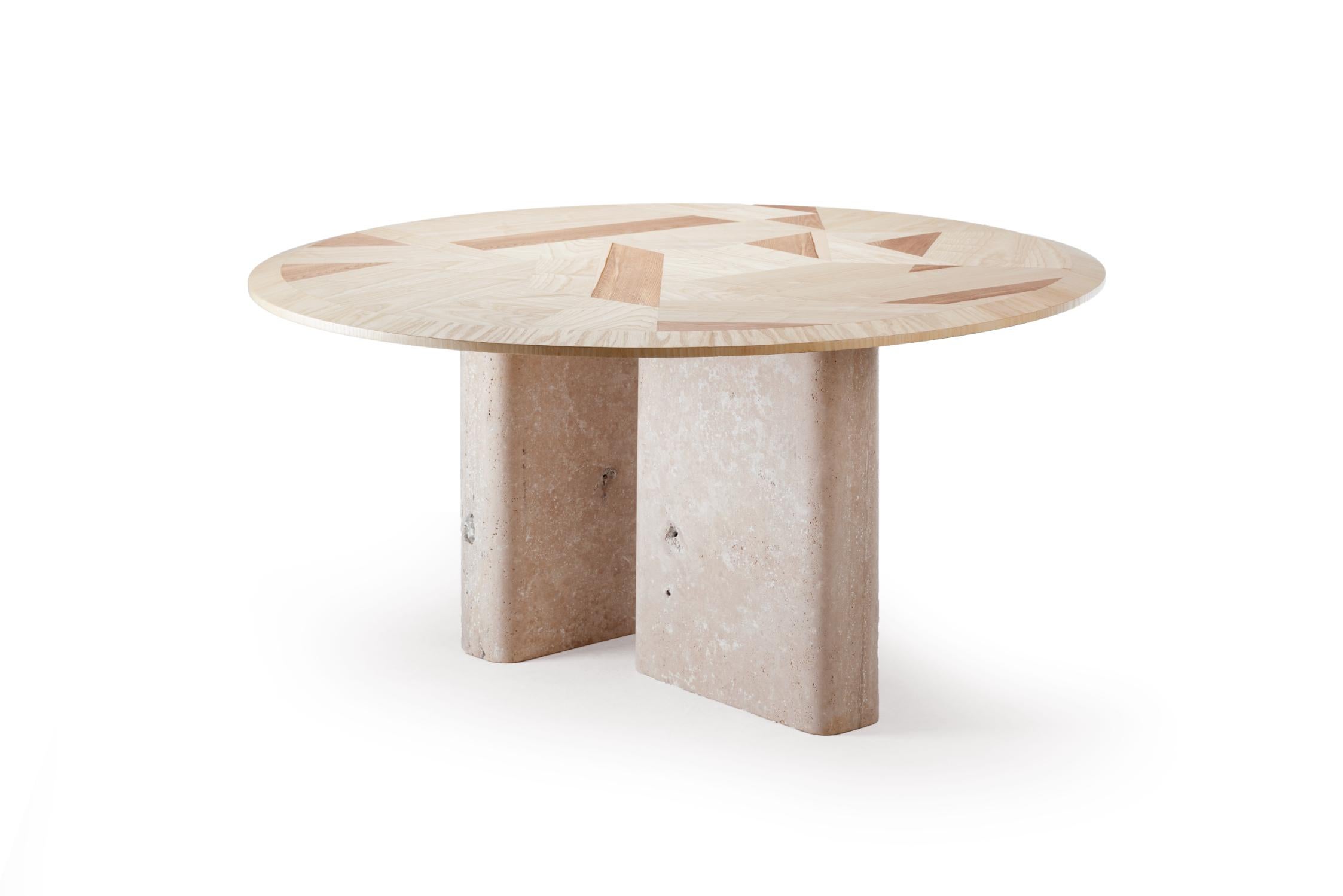 L’anamour Dinner Table by Dooq In New Condition For Sale In Geneve, CH