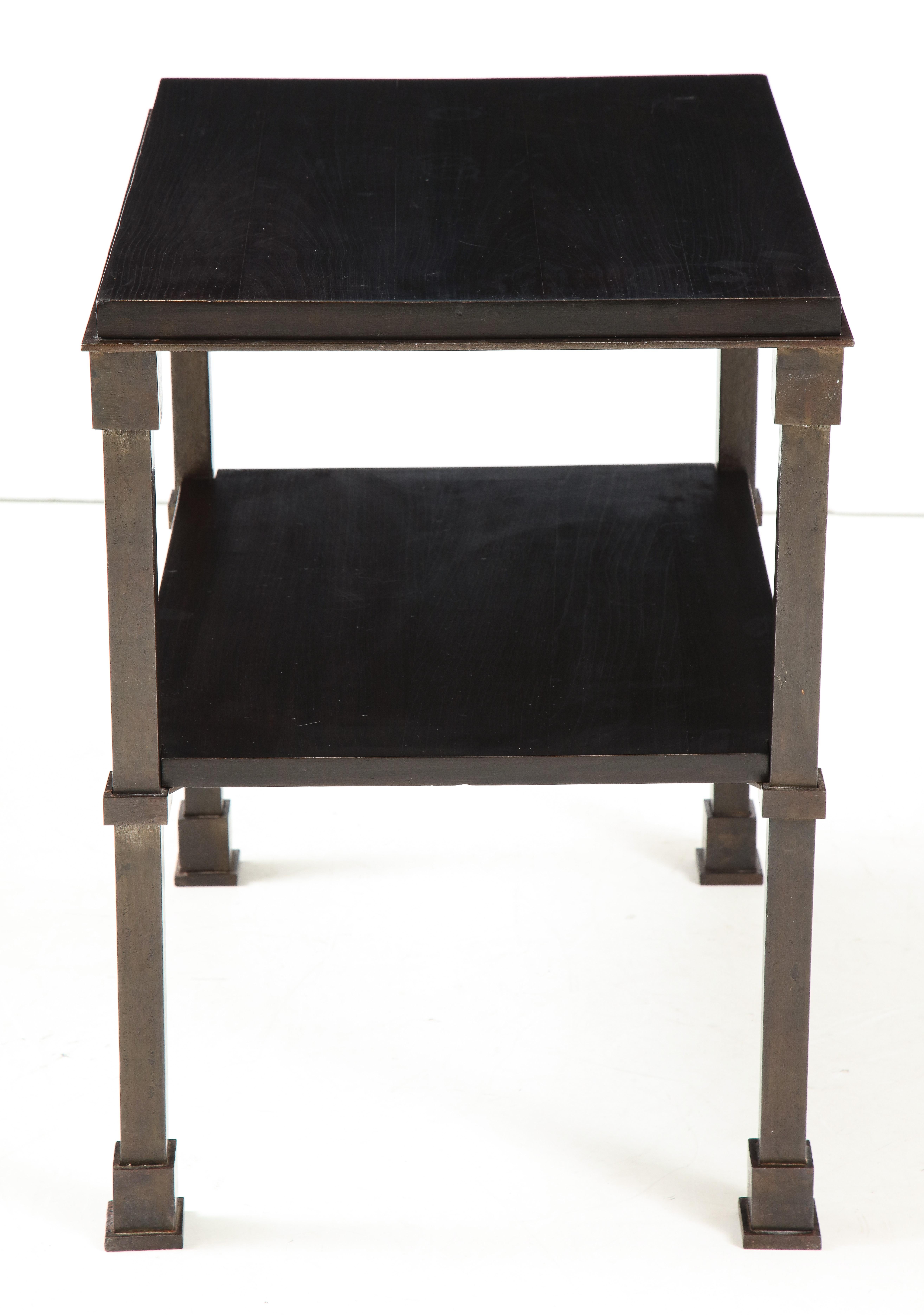 Moderne Table d'appoint/Console Lance Thompson fabriquée sur commande, dans le style de Jacques Quinet en vente