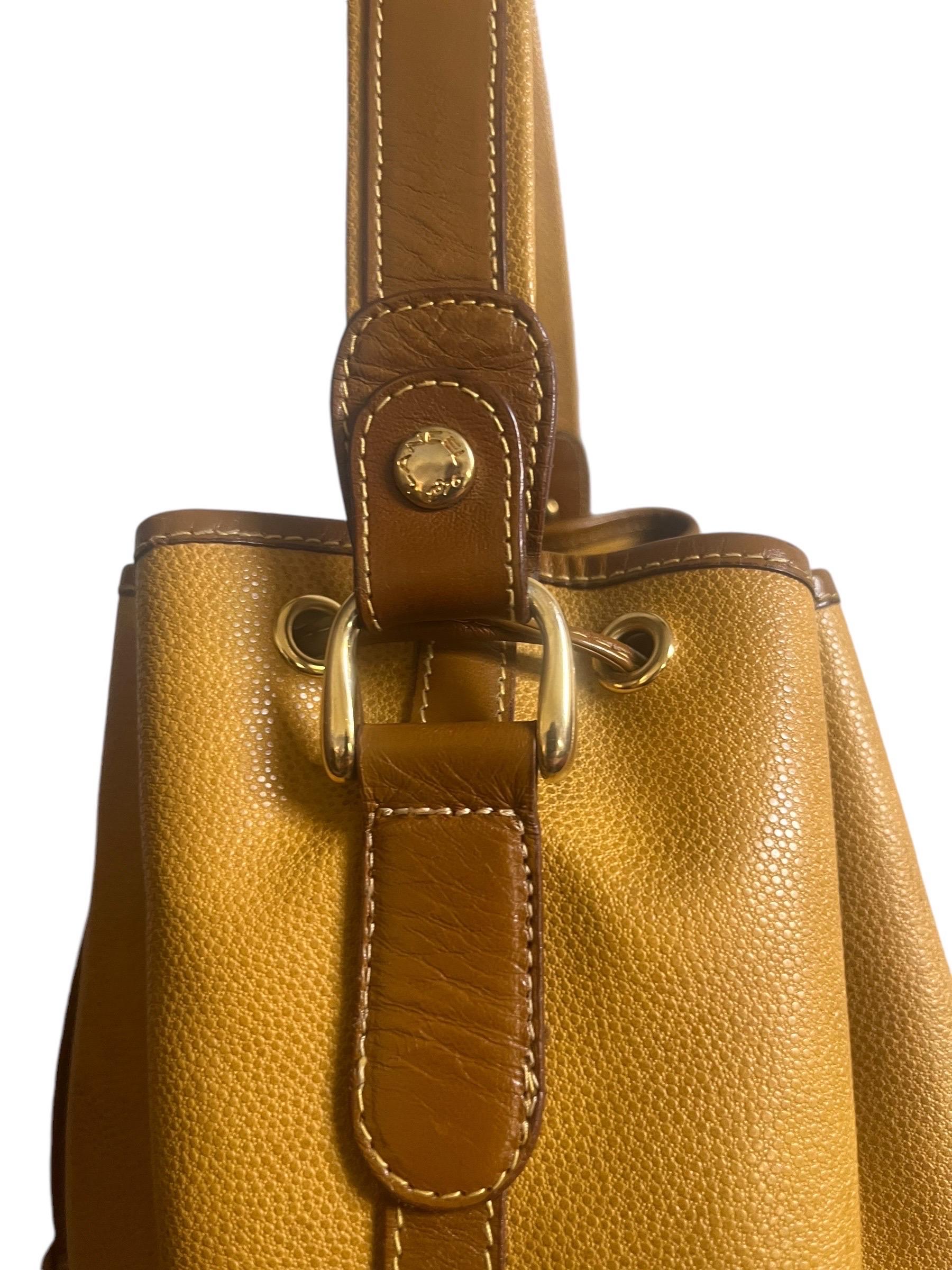 Lancel Bucket Bag - vintage - senfgelbes und braunes Leder - Paris Frankreich im Angebot 5