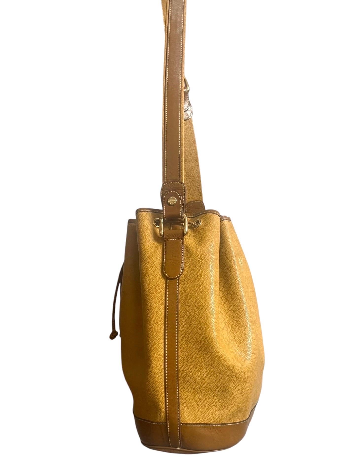 Lancel Bucket Bag - vintage - senfgelbes und braunes Leder - Paris Frankreich im Angebot 6