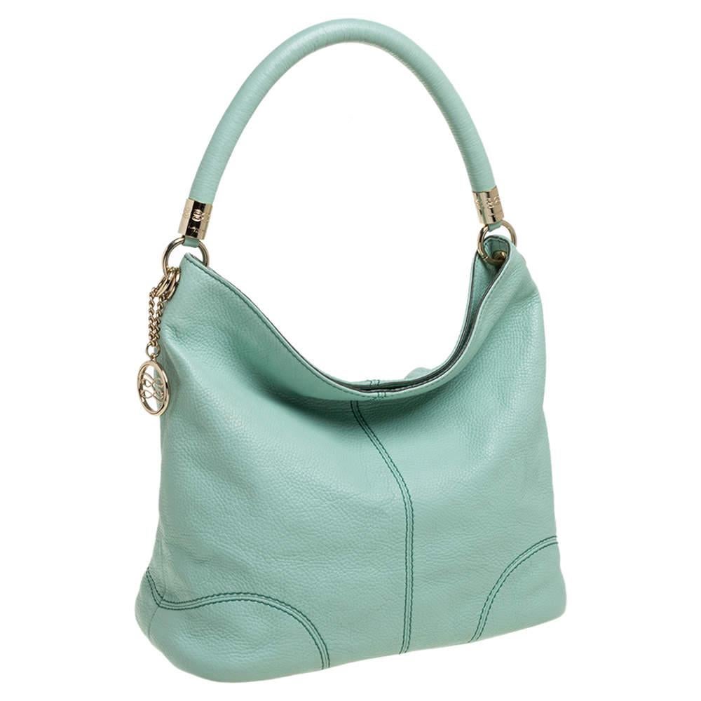 Lancel Hobo Flair en cuir Grainé Vert Menthe État moyen à Dubai, Al Qouz 2