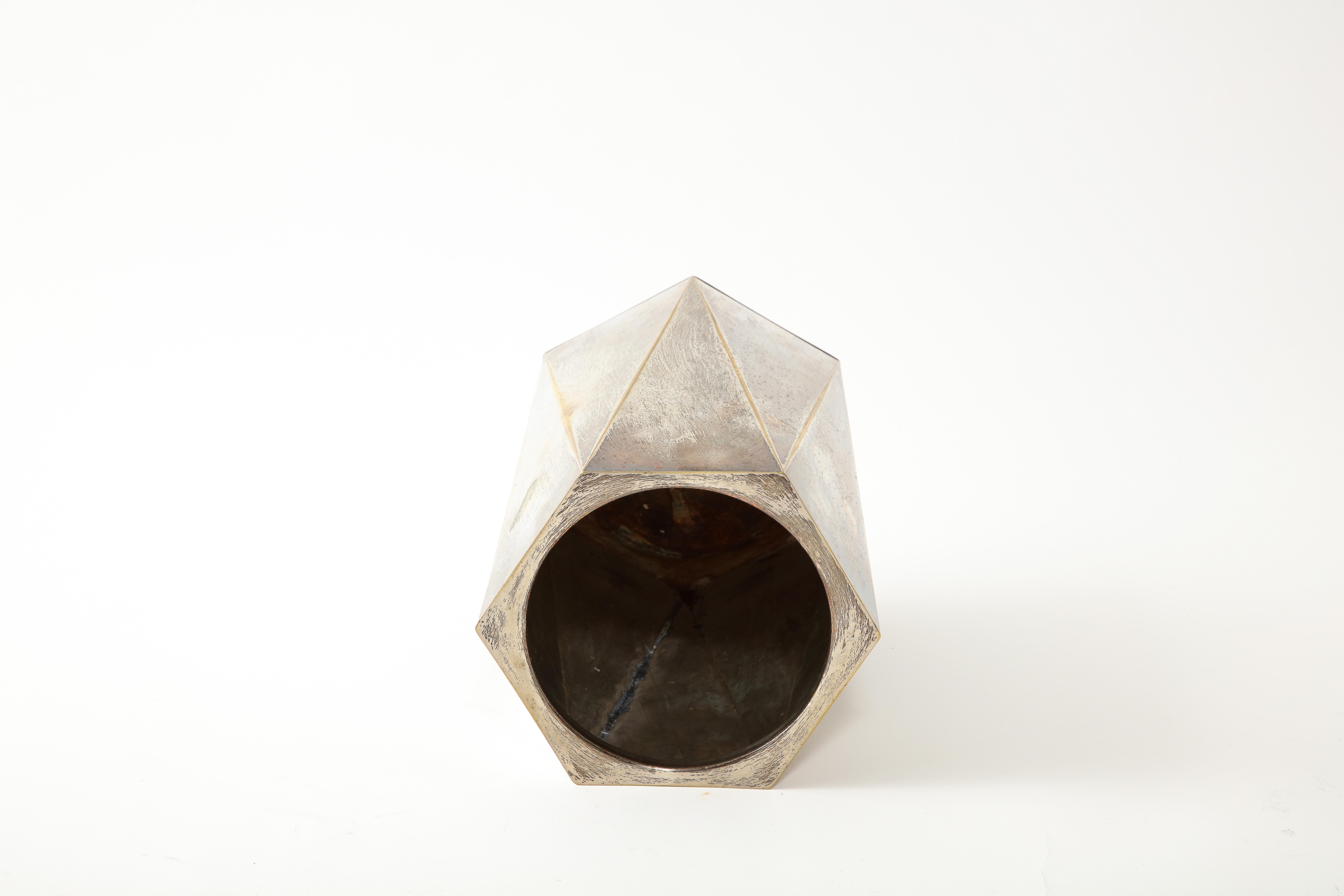 Versilberte Lancel-Vase, Frankreich, 1960er Jahre im Angebot 4