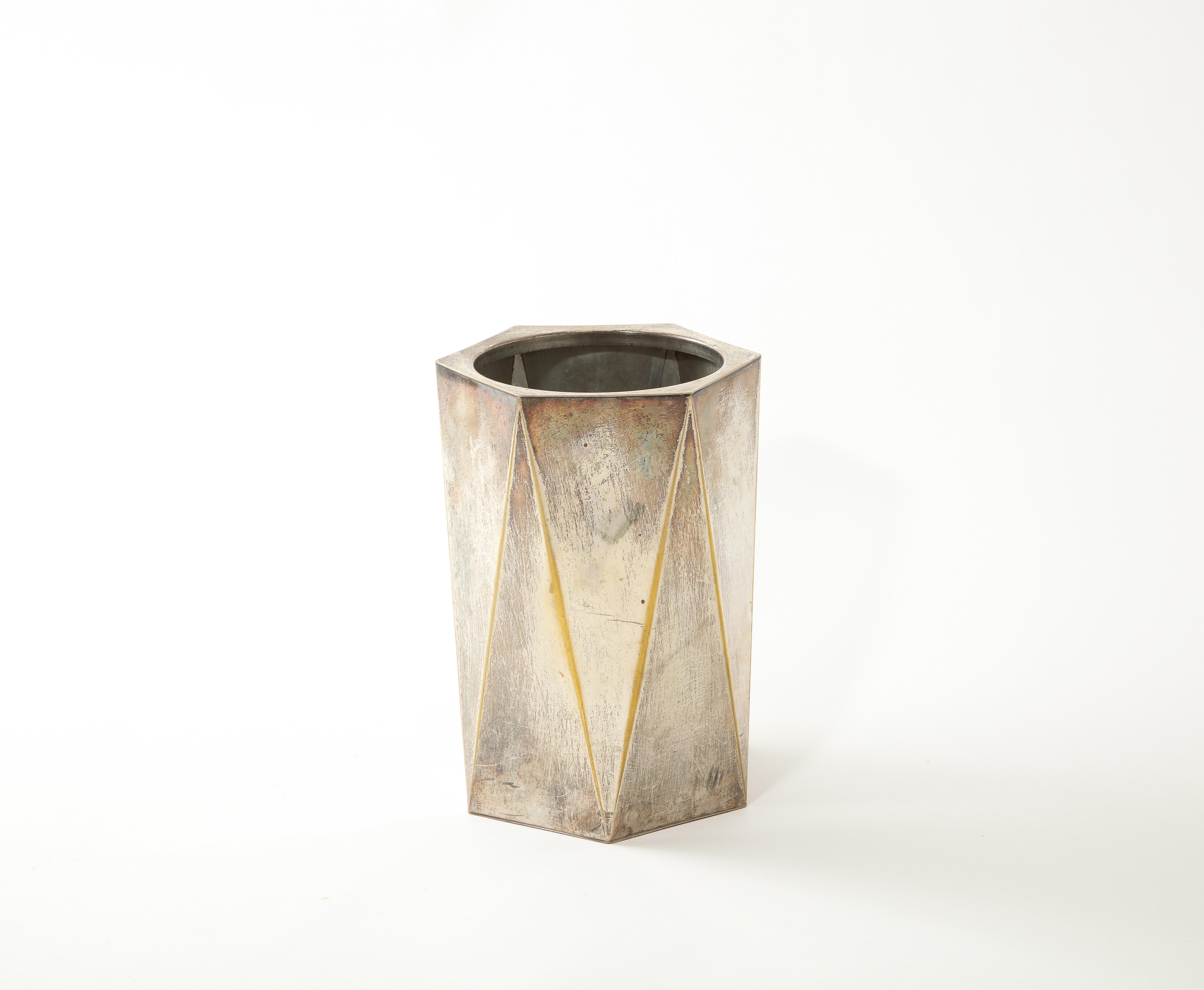 Versilberte Lancel-Vase, Frankreich, 1960er Jahre im Zustand „Gut“ im Angebot in New York, NY