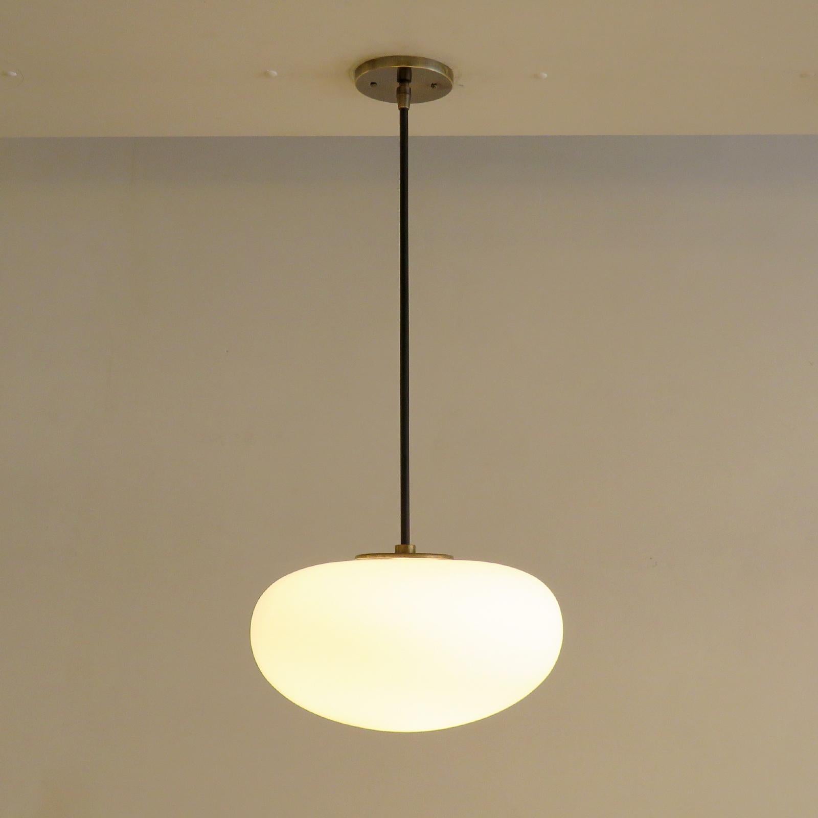 XXI secolo e contemporaneo Ciondolo Lancet-1 di Gallery L7 in vendita