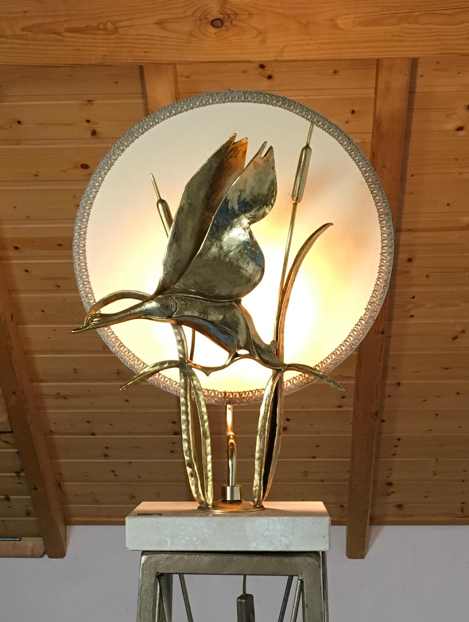 Lancia Table Lamp with flying Birds in sunset For Sale 9