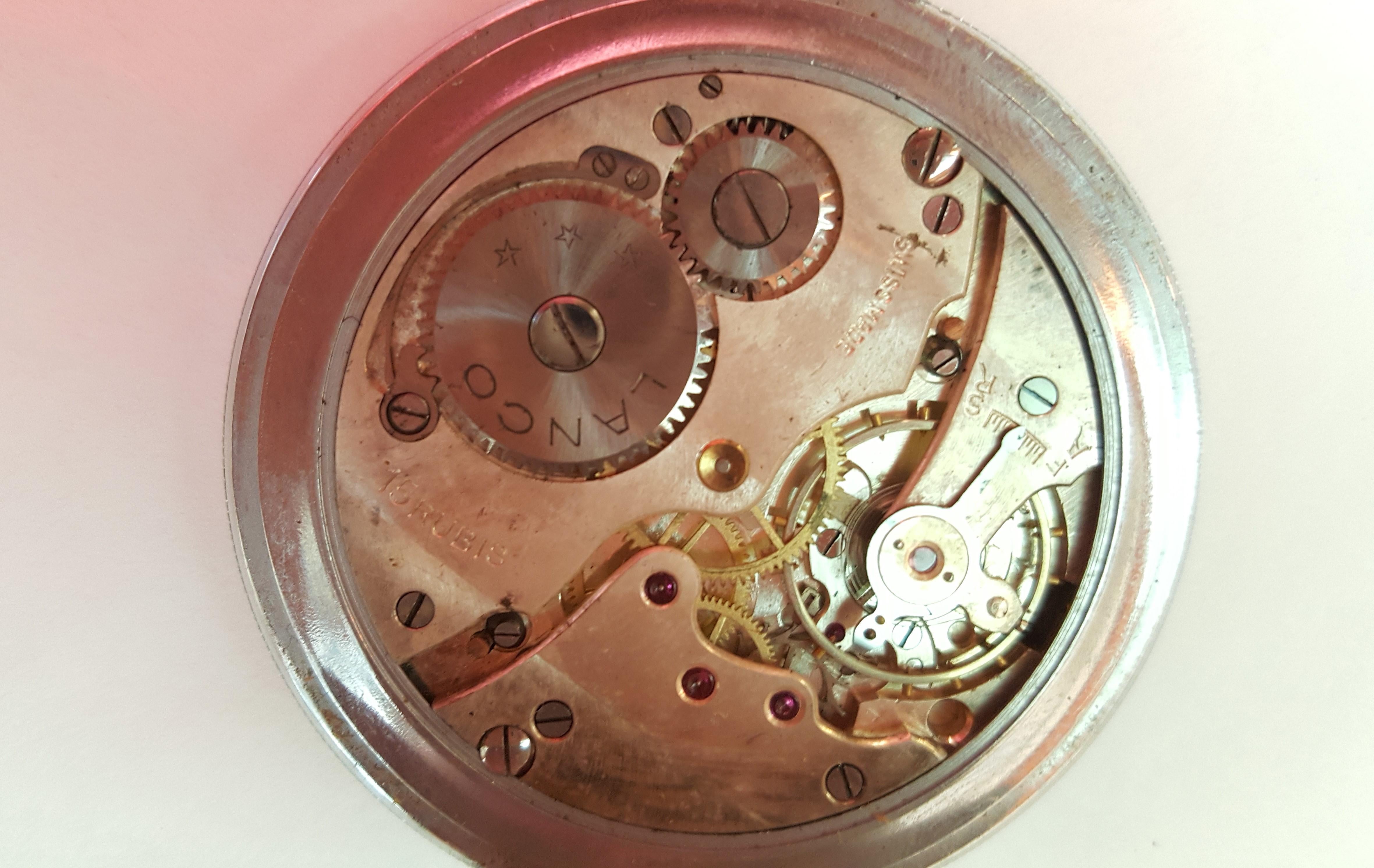 Lanco Pocket Watch 1950s, Chrome Case, Working, Slim Modern Design, 15 Jewel Bon état - En vente à Rancho Santa Fe, CA
