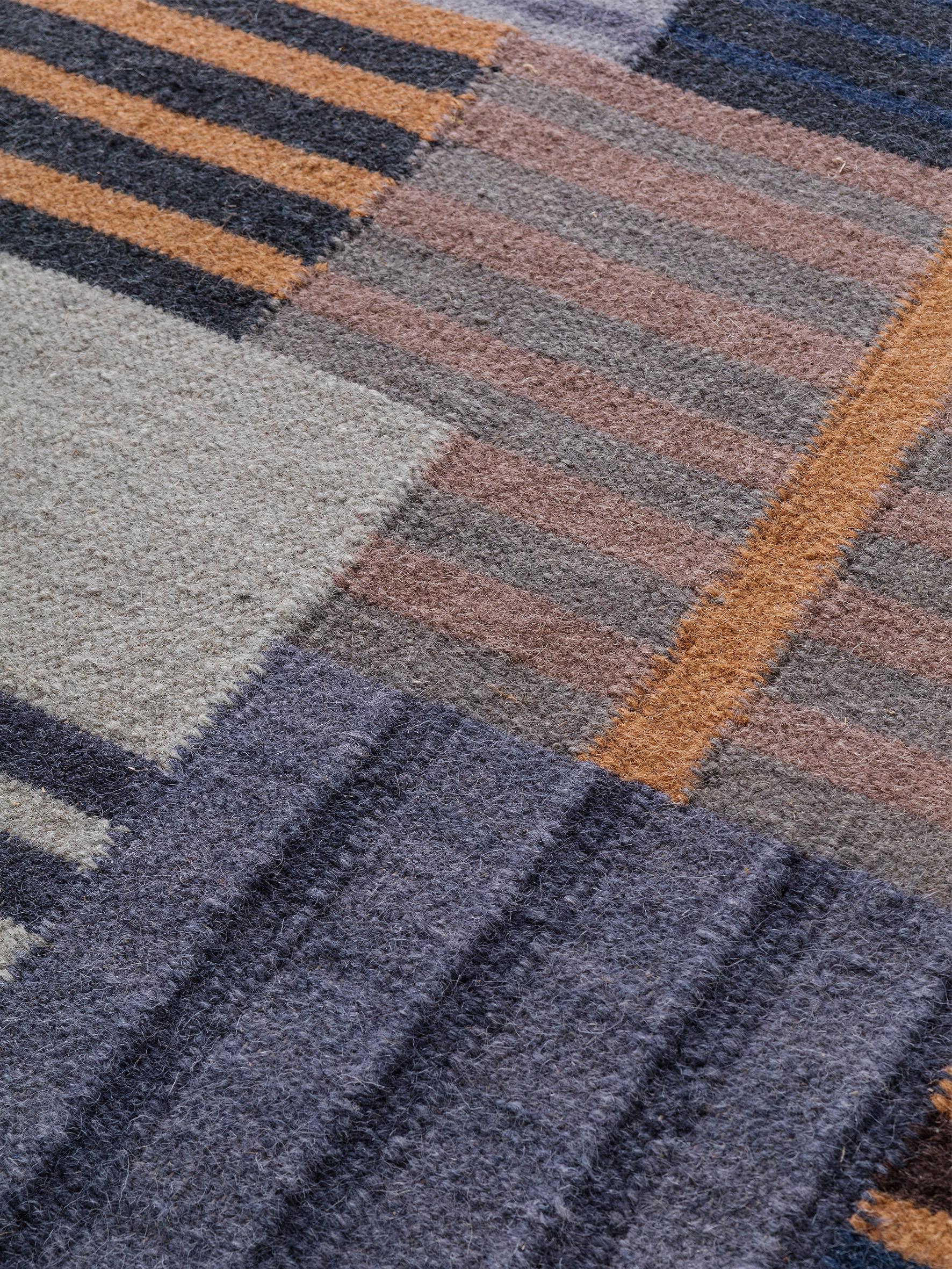 Land Rug by Volver Studios In New Condition For Sale In Geneve, CH