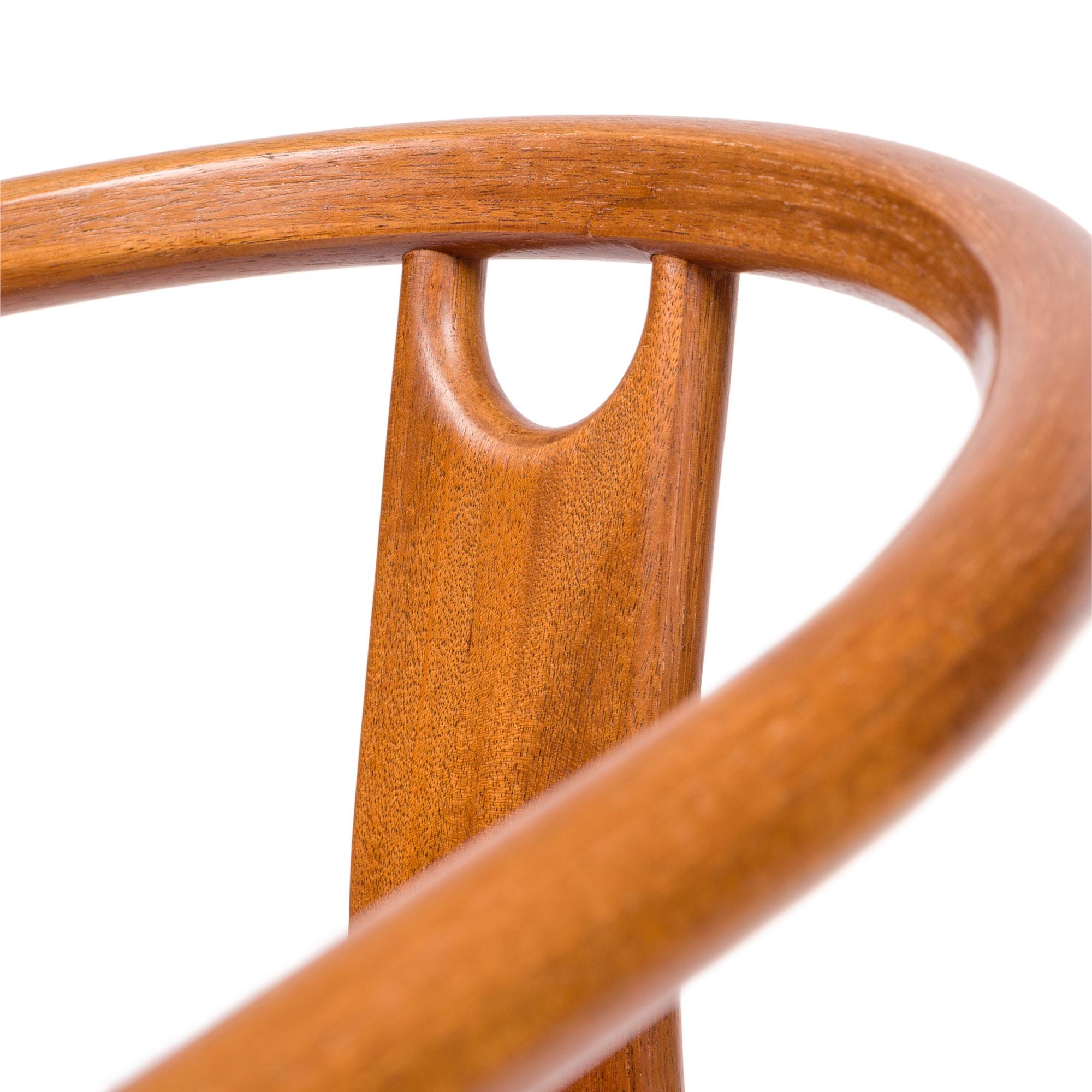 Landerholm & Lund Danish Mid Century Tripod Dining Chairs in Teak Set of Six 196 en vente 1