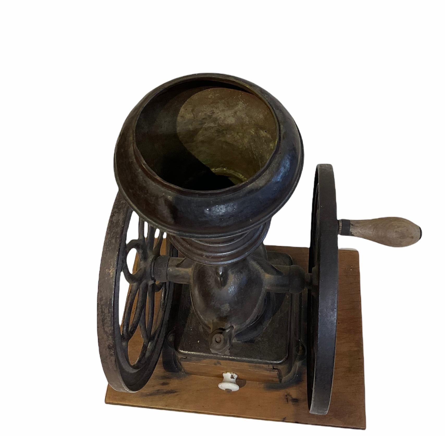 vintage cast iron coffee grinder