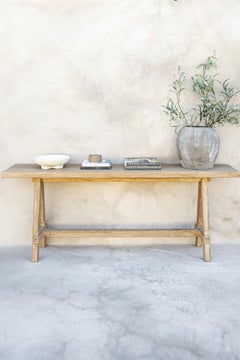 Landry console table