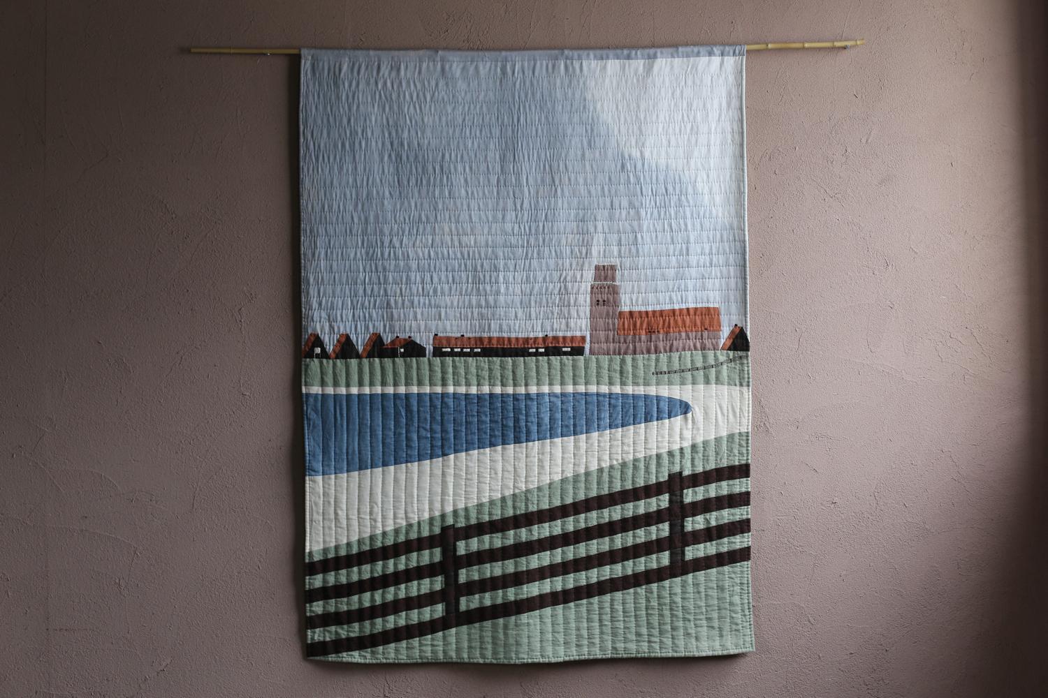 Title : Landscape
Japan / 2022s
Size : W 1300 H 1800 mm

This quilt is made with woven fresh linen and French linen.
Hand quilted with cotton thread.
Partially hand-embroidered.
Hand dyed with chinese sumac, logwood, tingi (A kind of bark of