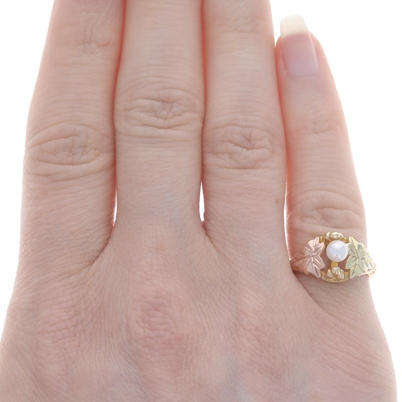 Landstrom's Schwarze Hügel Gold Zuchtperlen Solitär Ring - Gelbgold Blätter (Perle)
