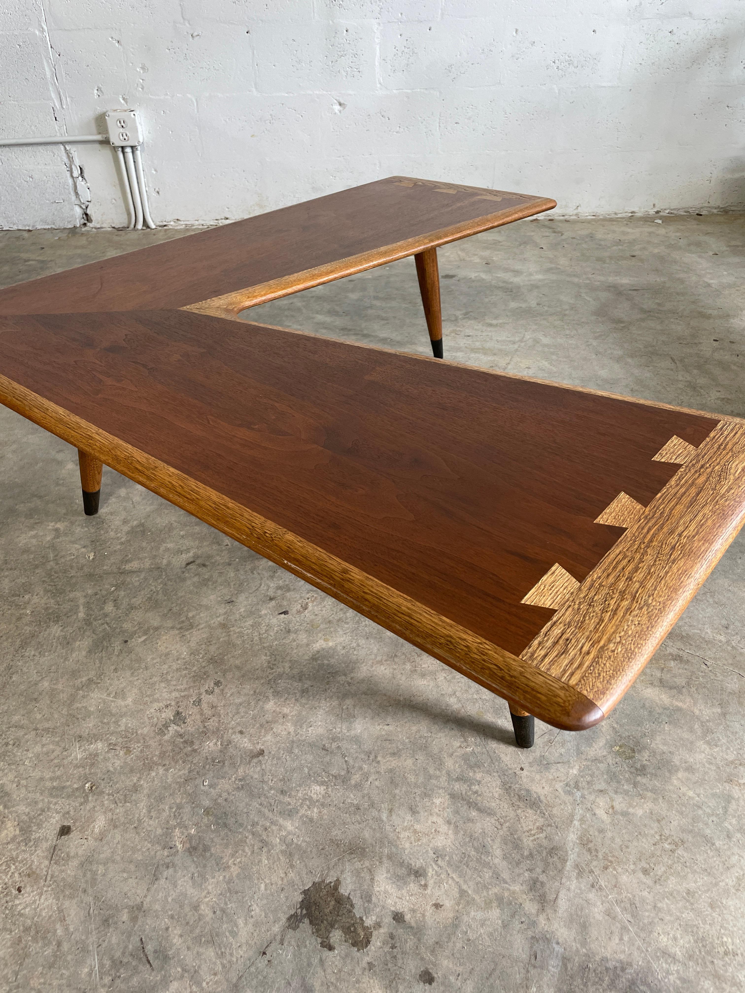 Lane Acclaim “Boomerang” Coffee Table Mid Century Modern 1