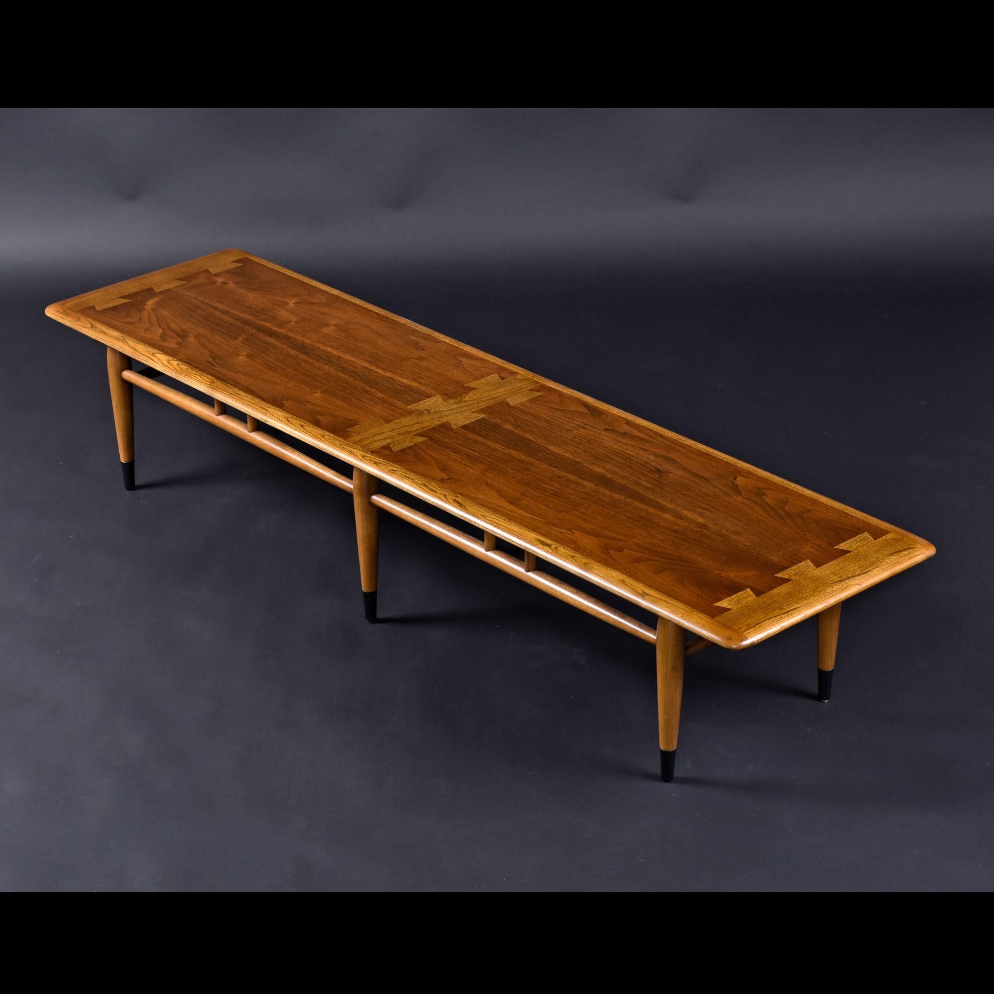 Lane Acclaim Table basse à queue d'aronde pour planches de surf extra-longues en vente 4