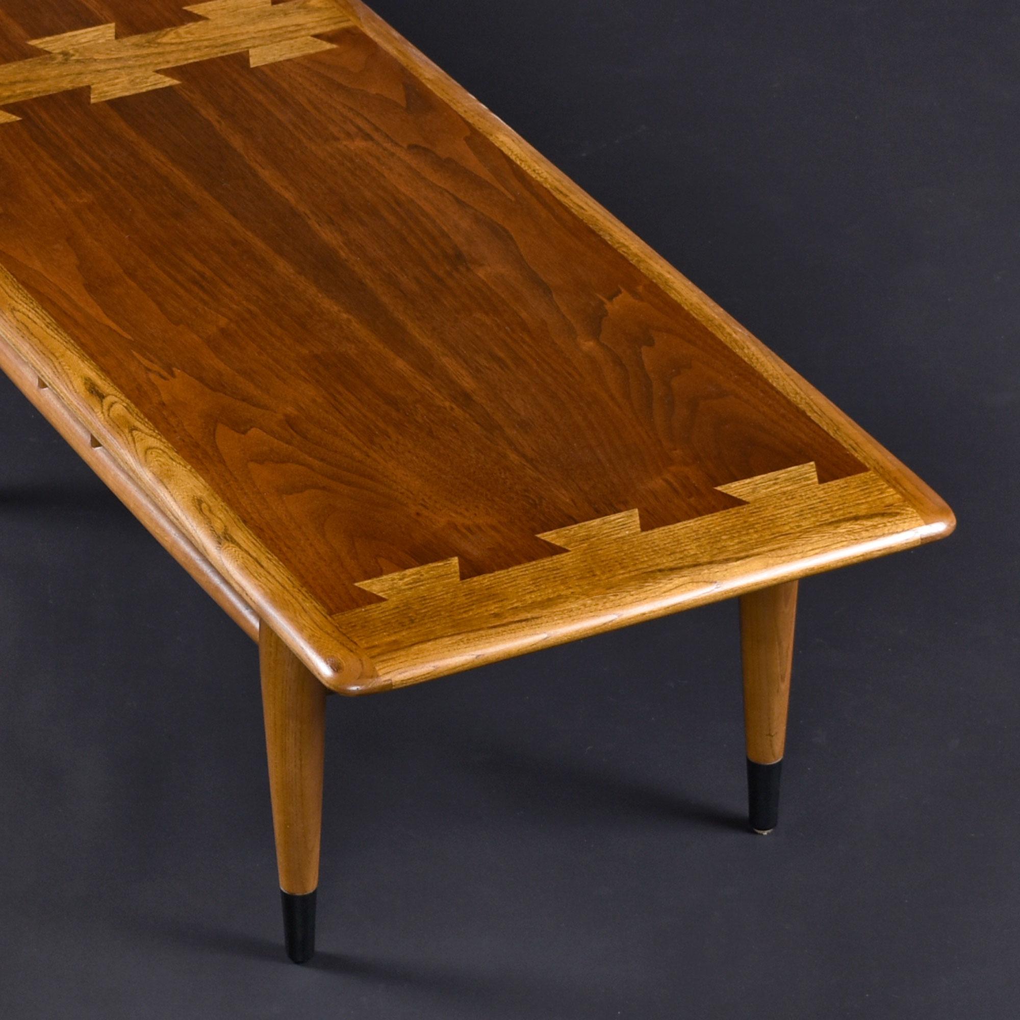 Lane Acclaim Table basse à queue d'aronde pour planches de surf extra-longues en vente 3