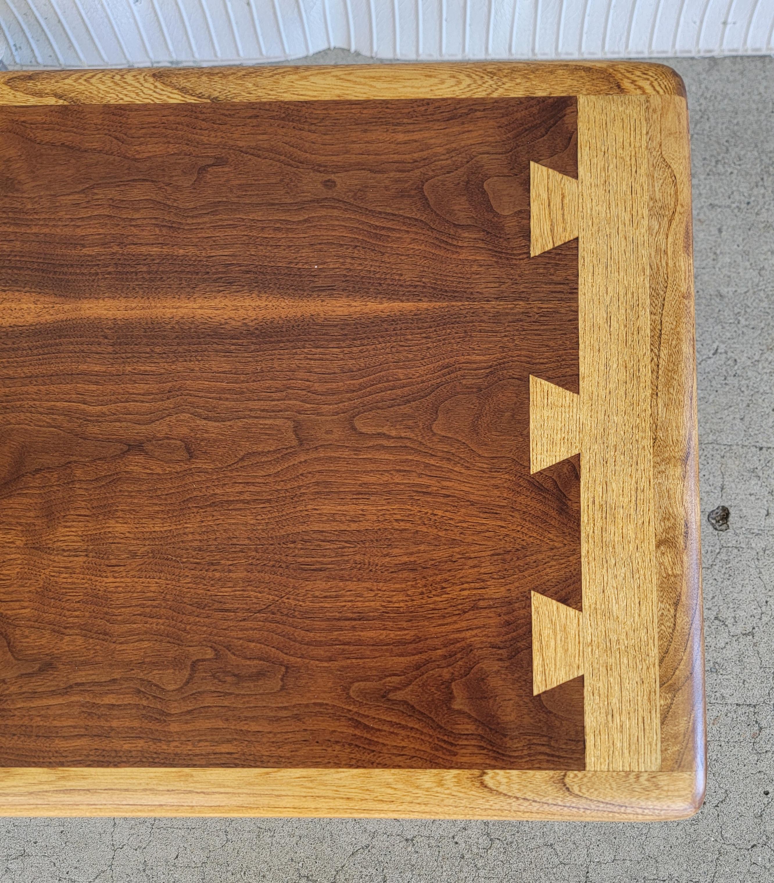 Lane Acclaim Mid-Century Modern Coffee Table In Good Condition In Fulton, CA