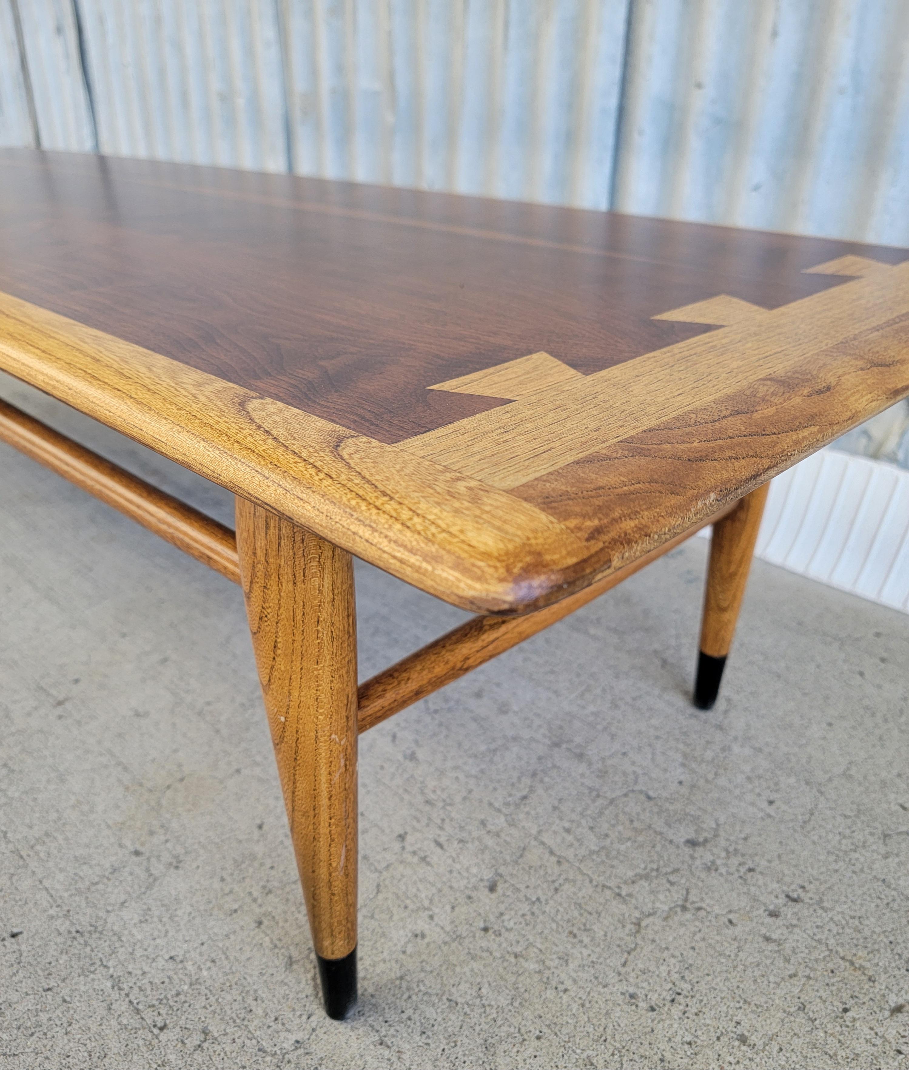 Oak Lane Acclaim Mid-Century Modern Coffee Table