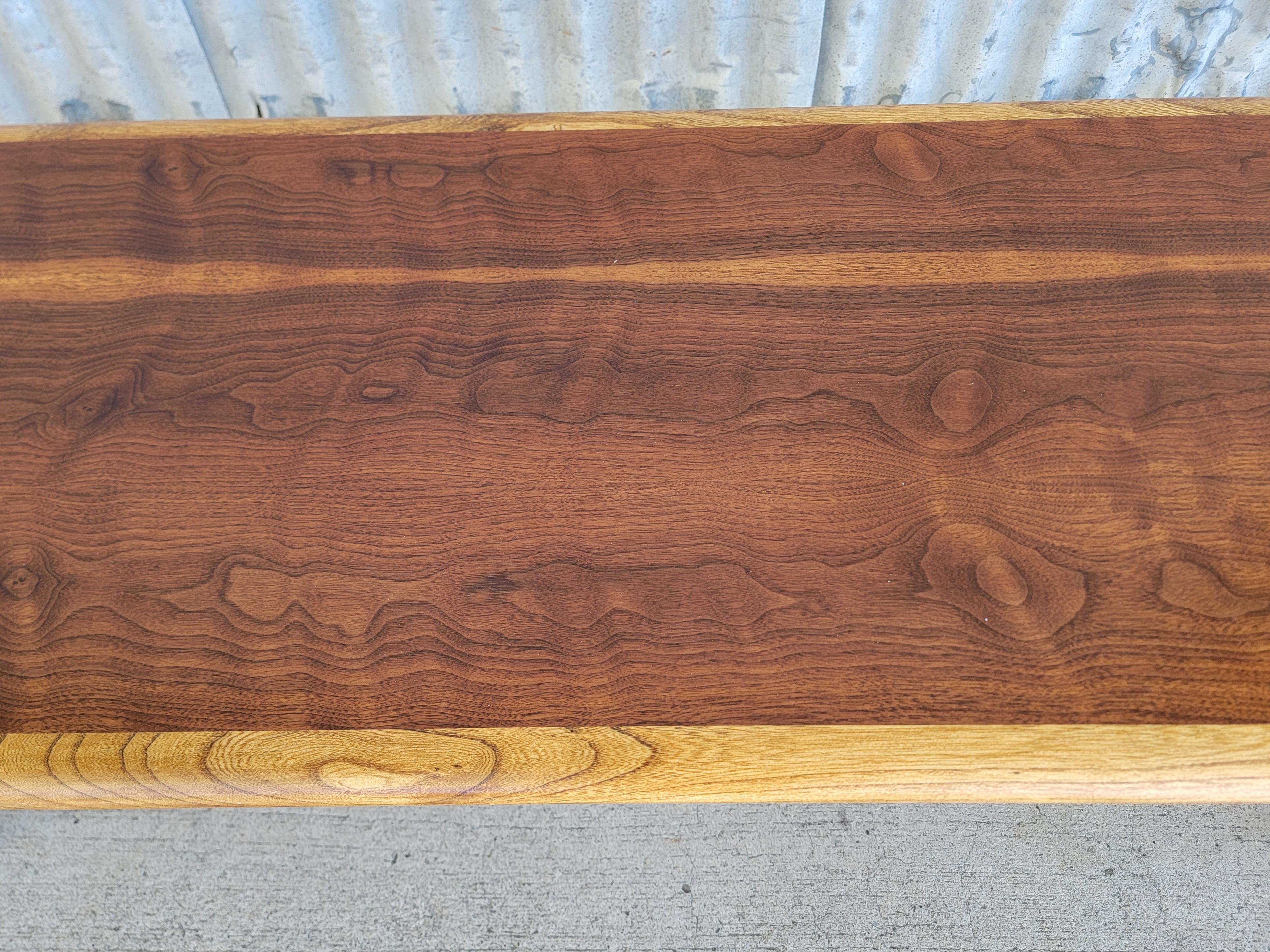 Lane Acclaim Mid-Century Modern Coffee Table 2
