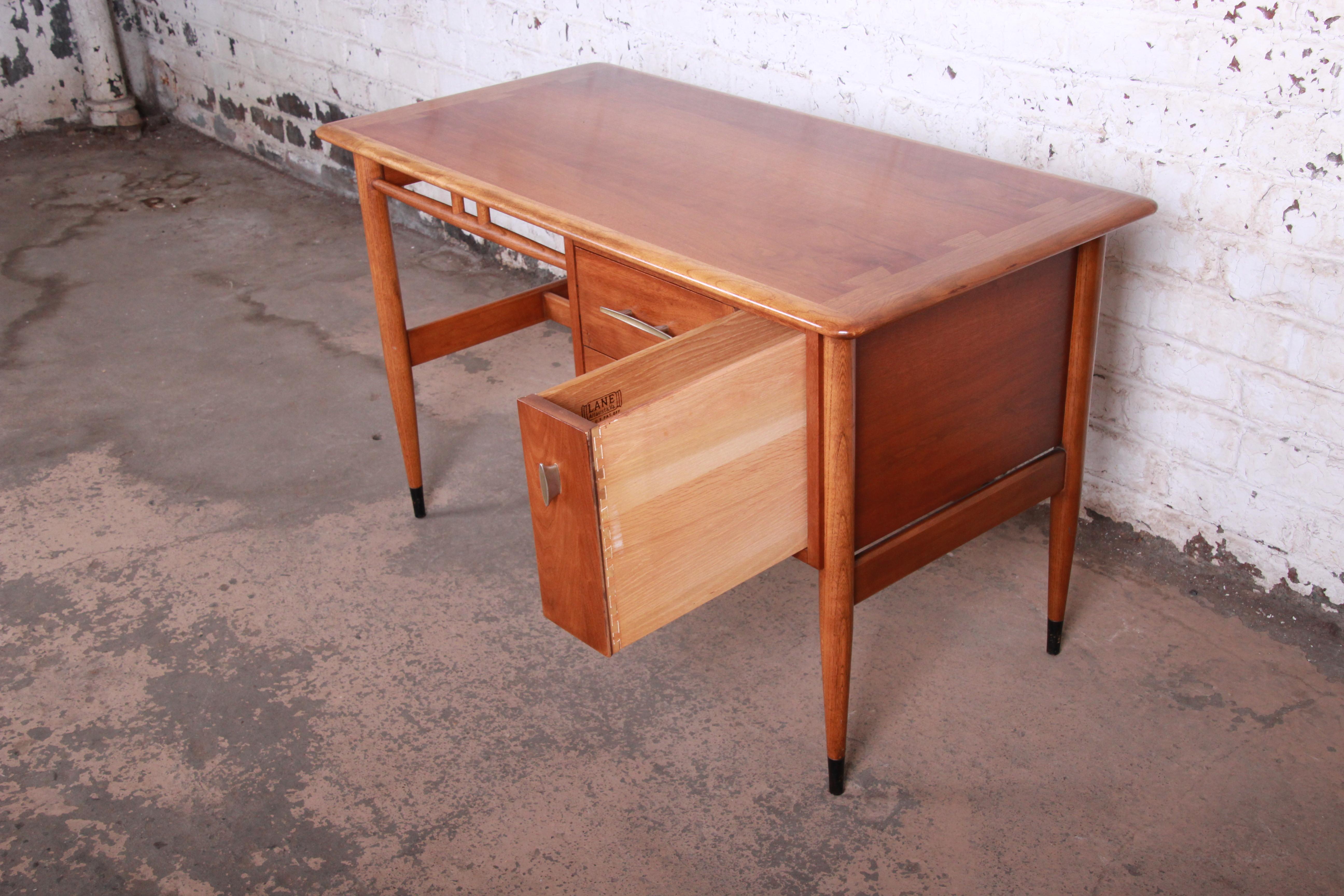 Lane Acclaim Mid-Century Modern Sculpted Walnut Desk, 1960s 2