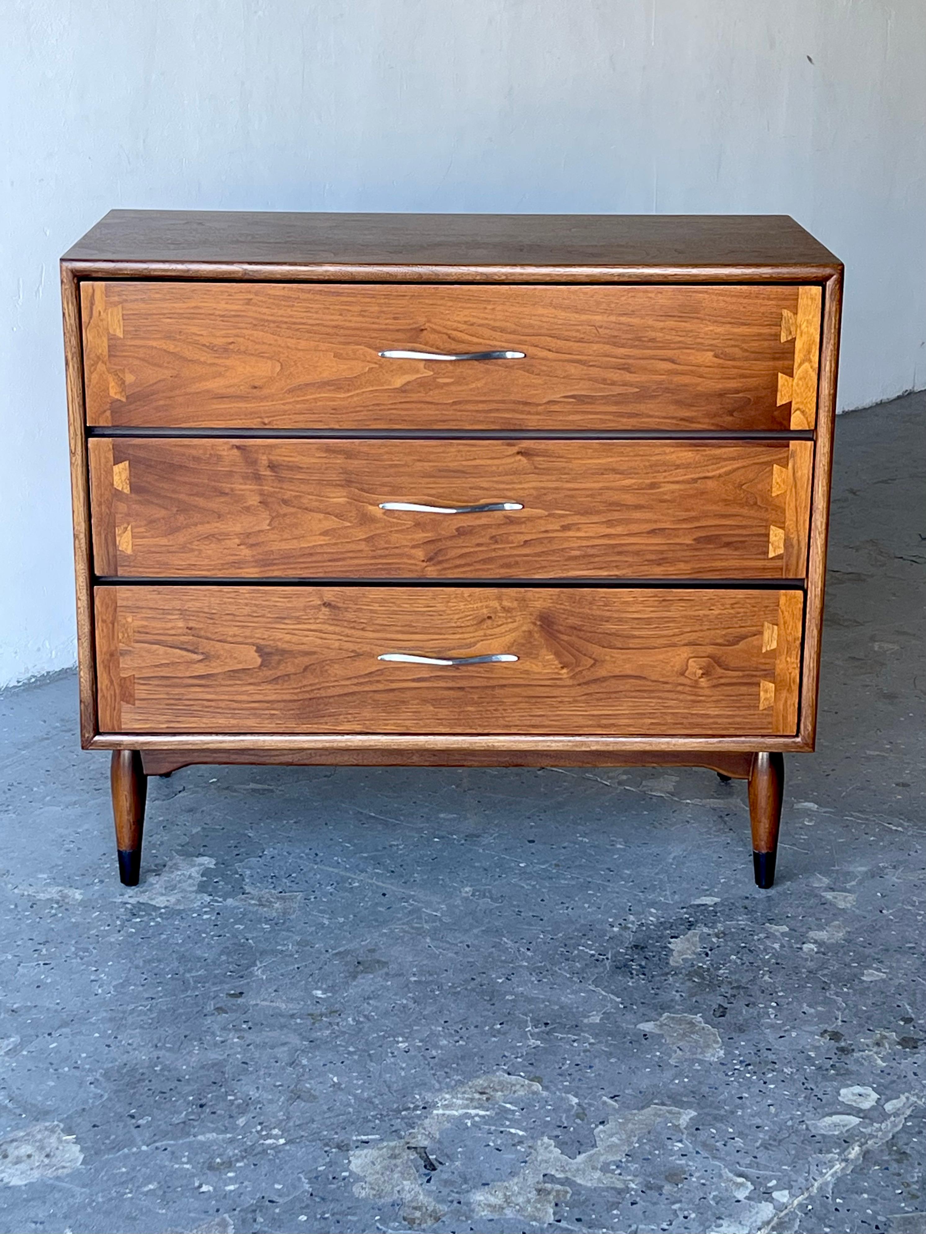 American Lane Acclaim Mid-Century Modern Walnut Small Dresser
