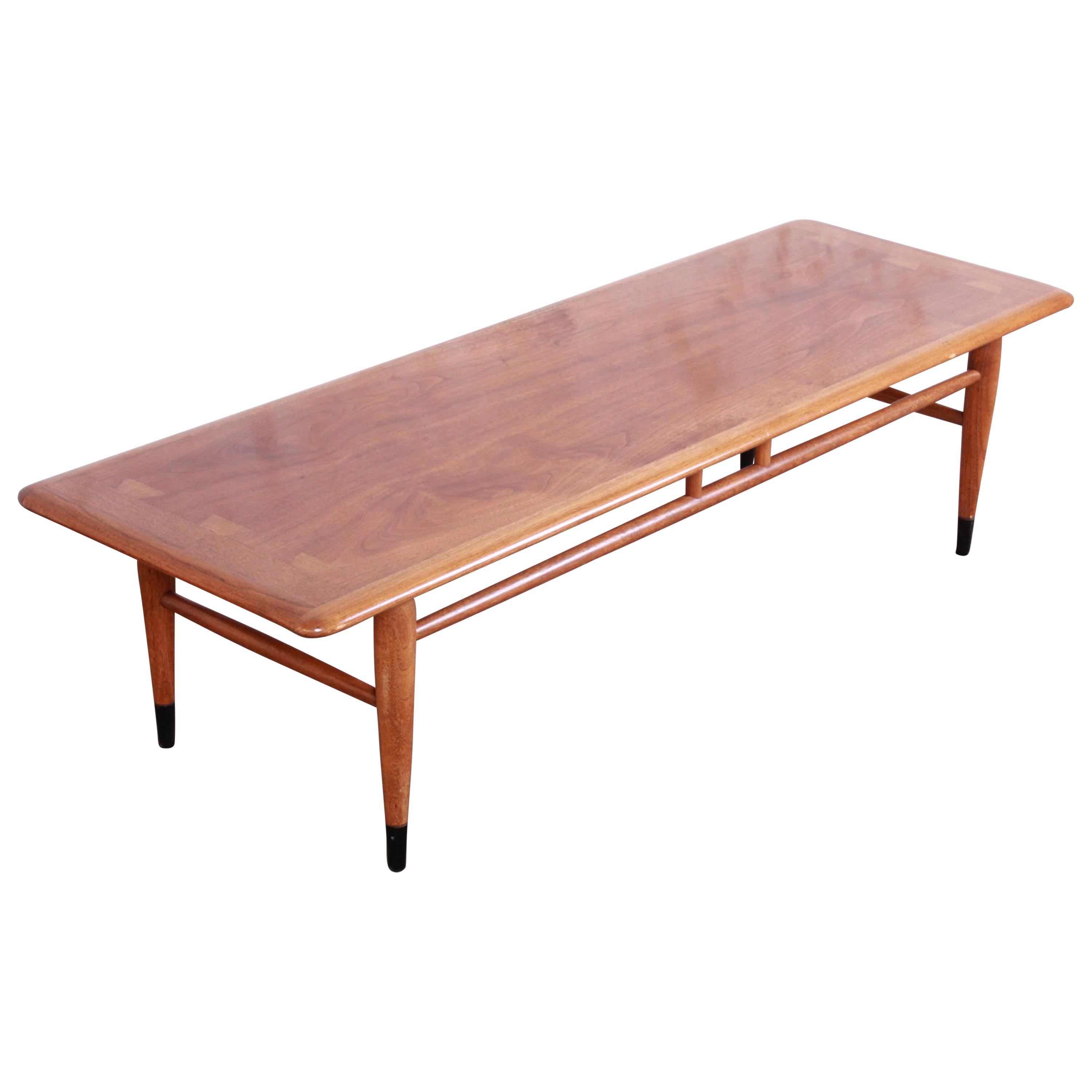 Lane Acclaim Mid-Century Modern Walnut Surfboard Coffee Table, 1960s