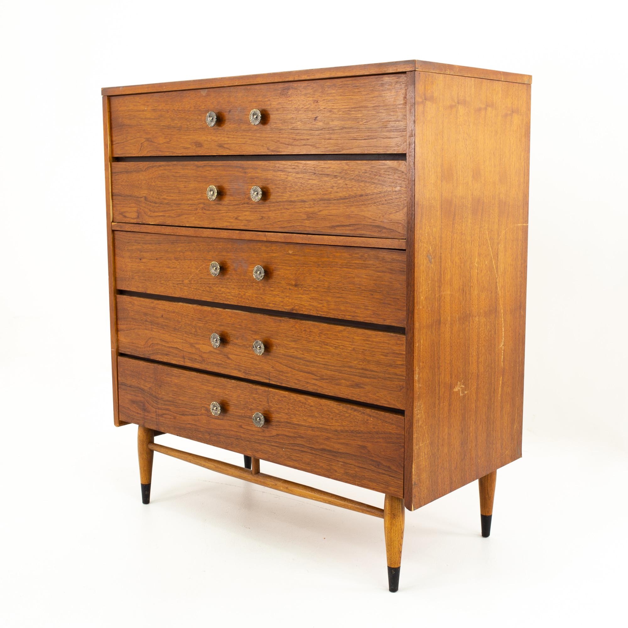 lane acclaim dresser