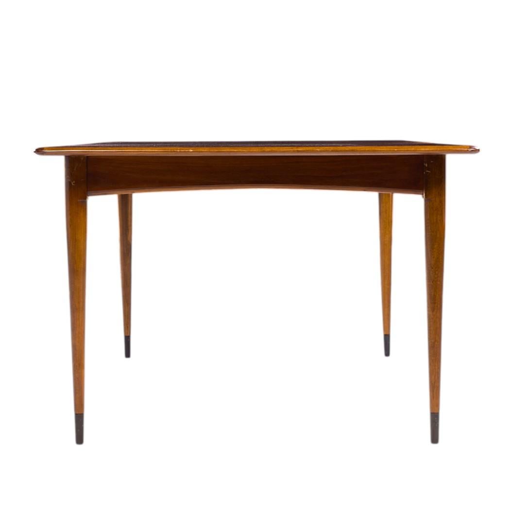 Lane Acclaim Mid Century Nussbaum Esstisch mit 1 Blatt im Zustand „Gut“ im Angebot in Countryside, IL