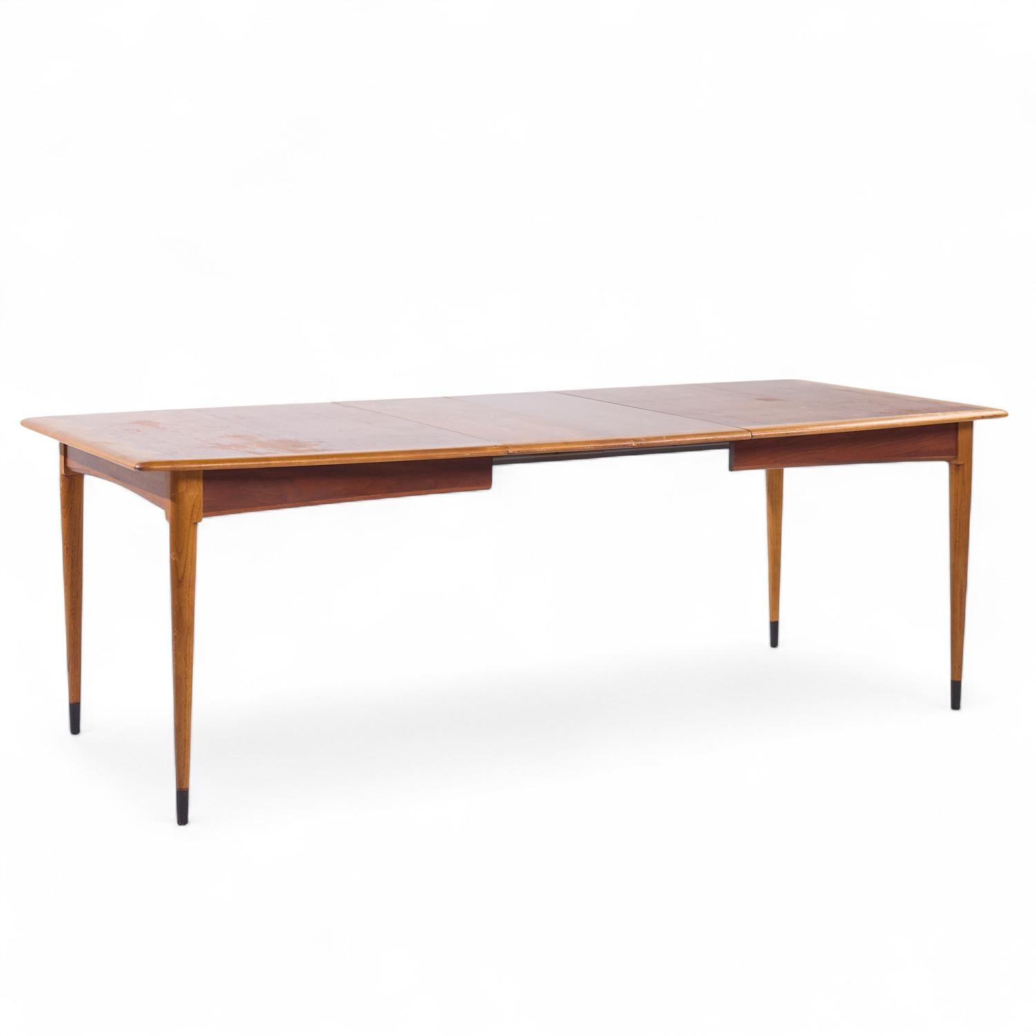 Lane Acclaim Table de salle à manger extensible en noyer du milieu du siècle avec 3 abattants en vente 1