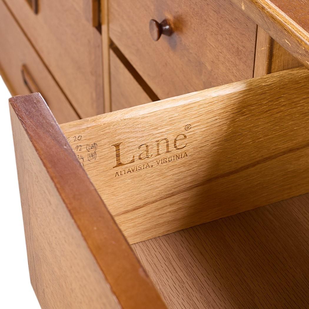 Lane Acclaim Mid Century Nussbaum Lowboy Kommode im Angebot 3