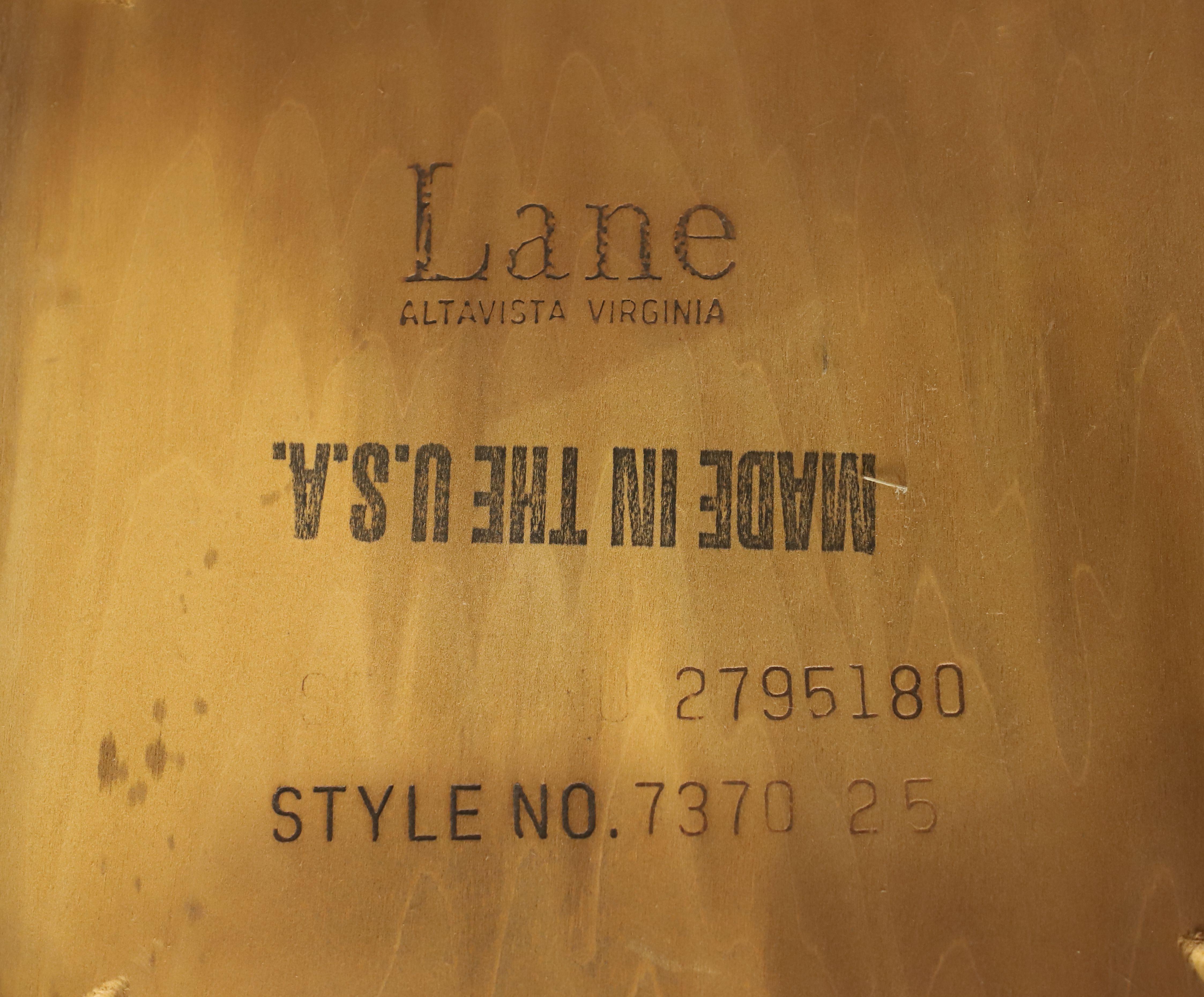 LANE Altavista Maple Art Nouveau Clover Shaped Accent Table For Sale 1