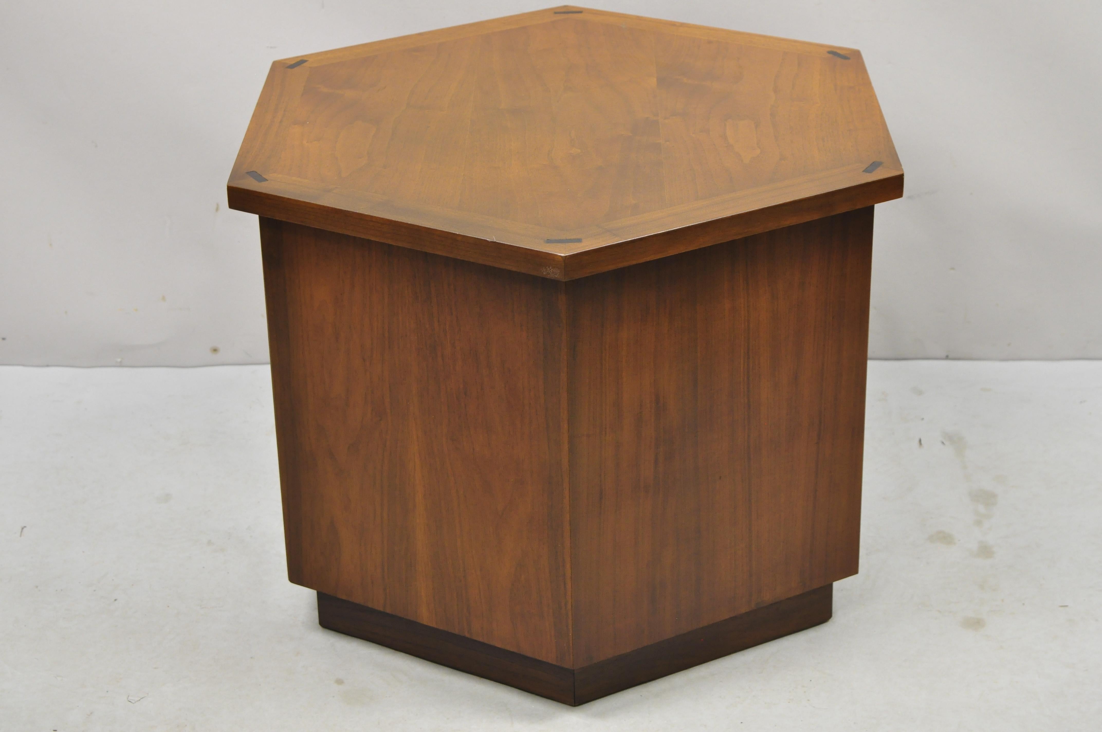 Lane Altavista Mid-Century Modern Walnut 2 Door Side Drum End Table Cabinet For Sale 7