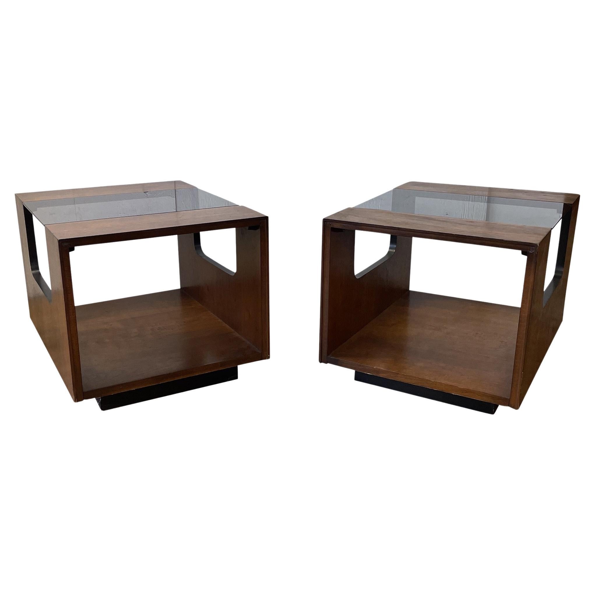 Lane Altavista Mid-Century Modern Walnut and Glass End Tables, a Pair