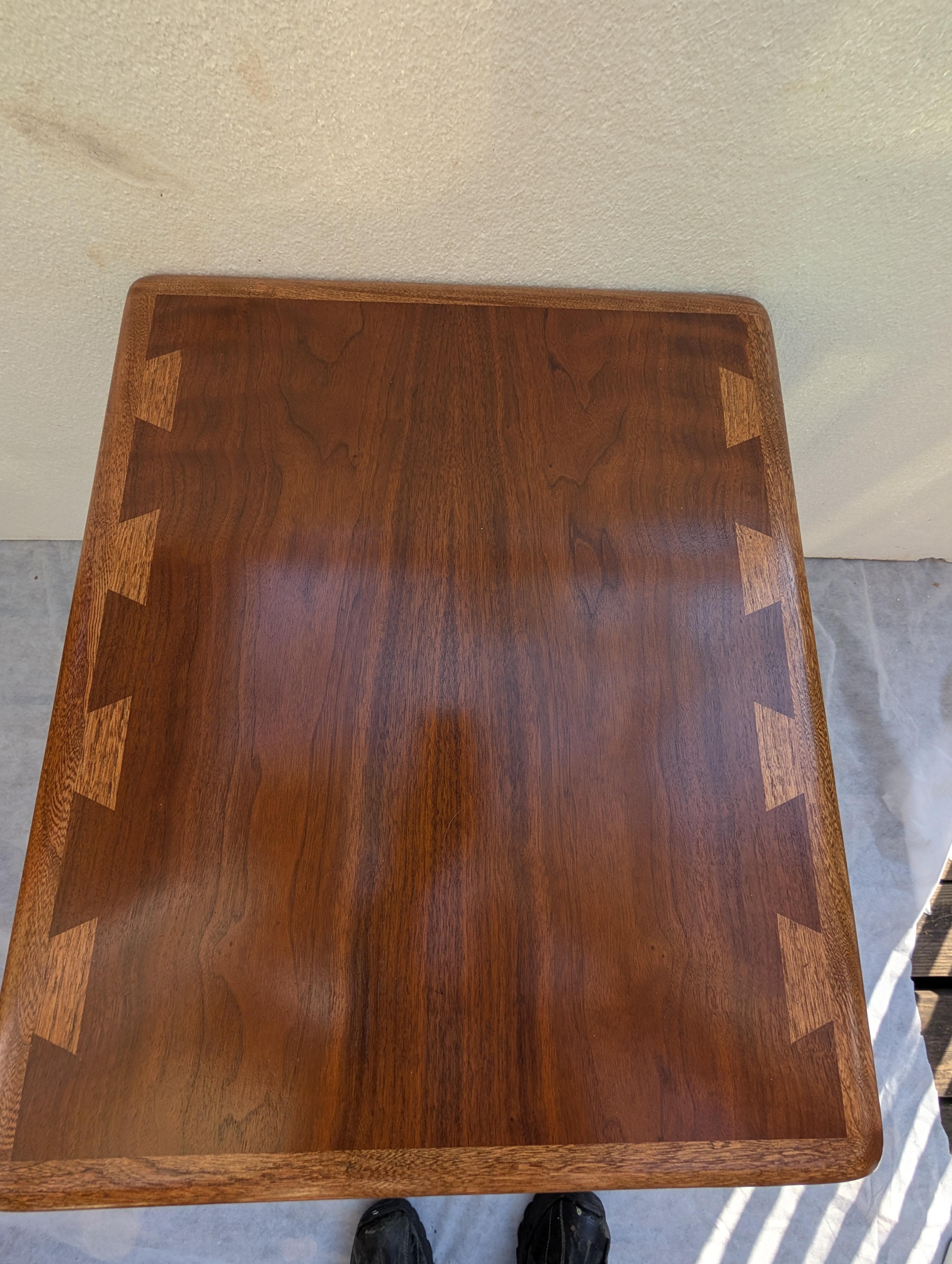 Lane Altavista one drawer dovetailed top side table For Sale 10