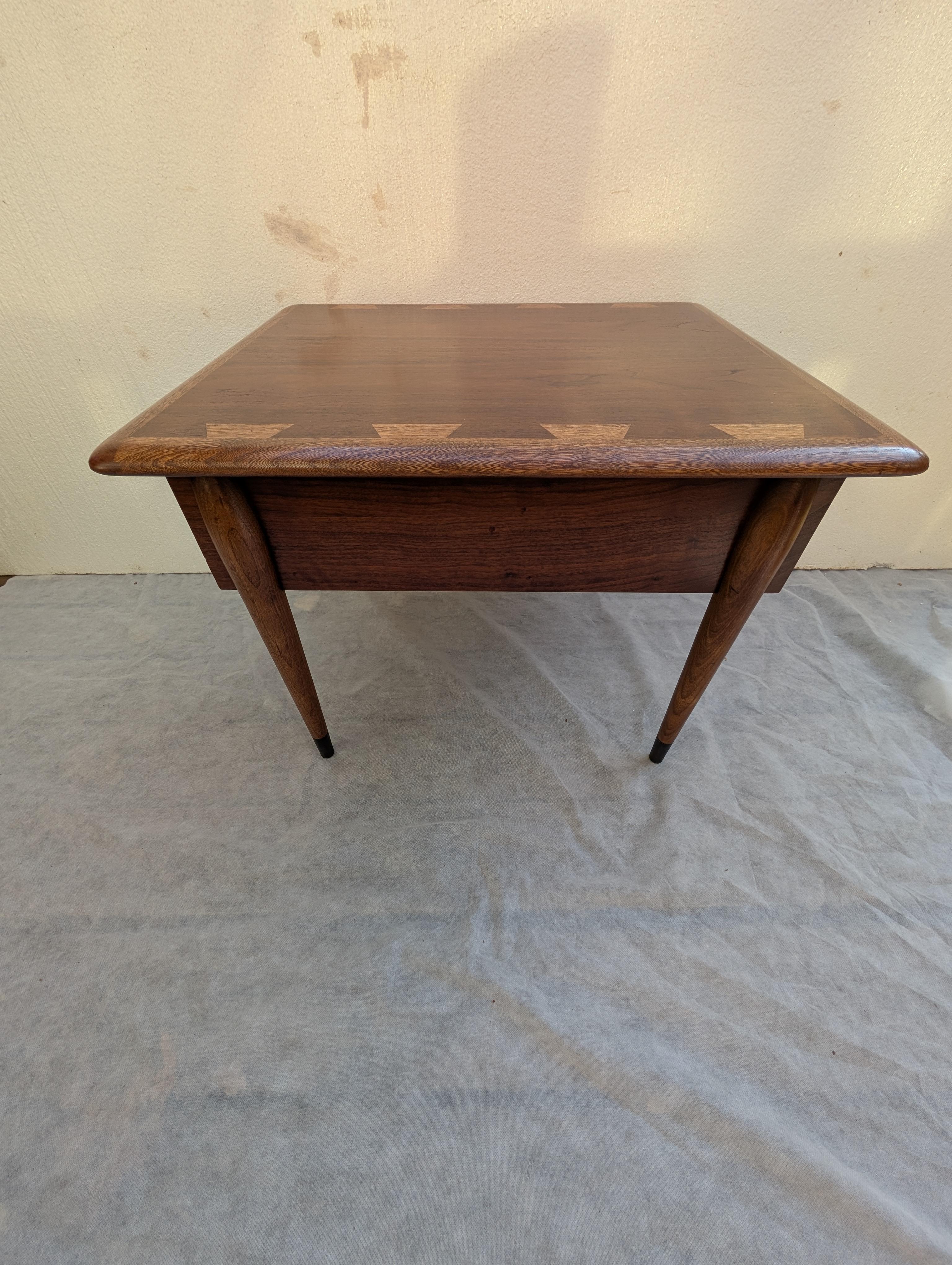 Lane Altavista one drawer dovetailed top side table For Sale 14