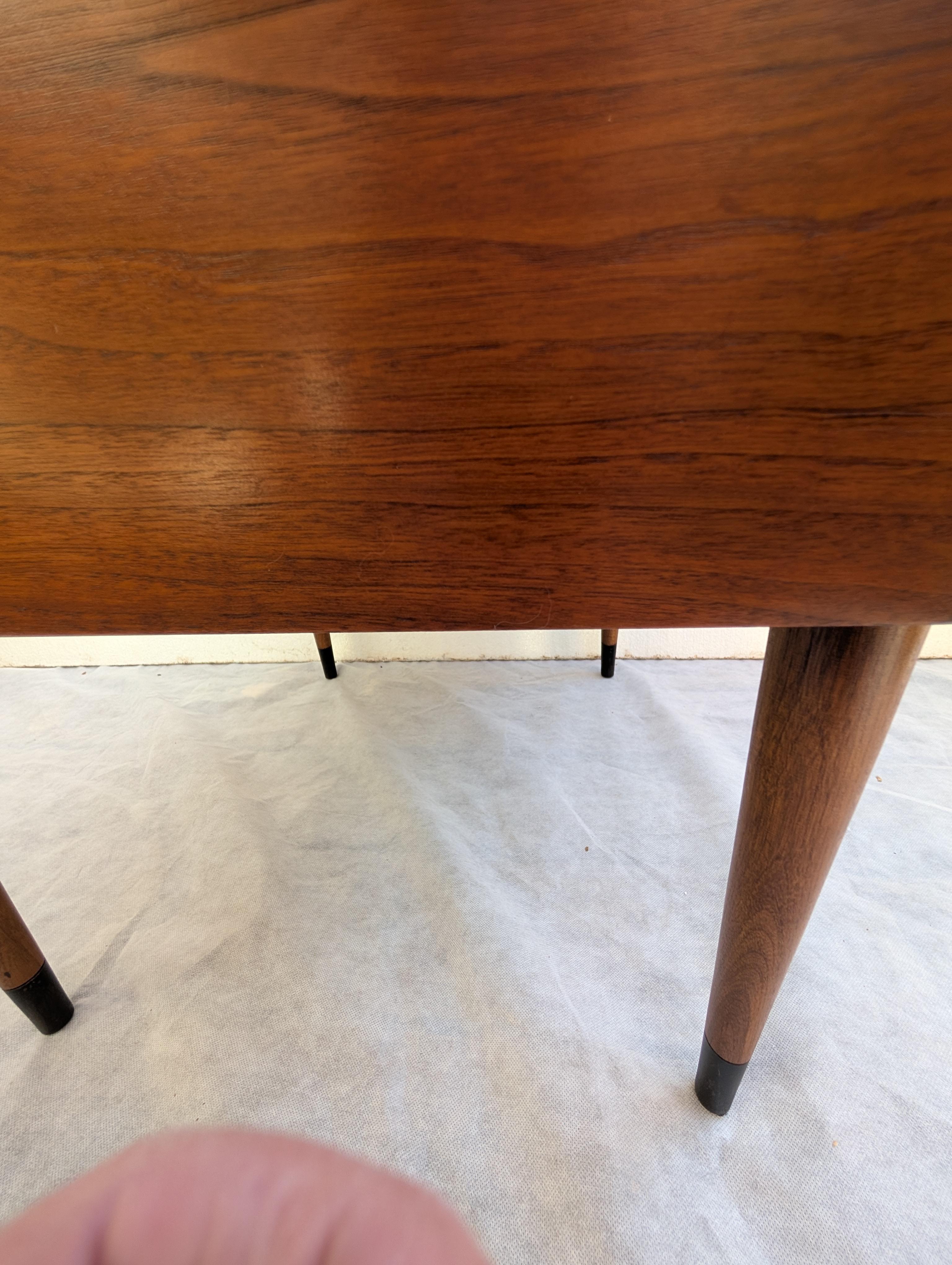20th Century Lane Altavista one drawer dovetailed top side table For Sale
