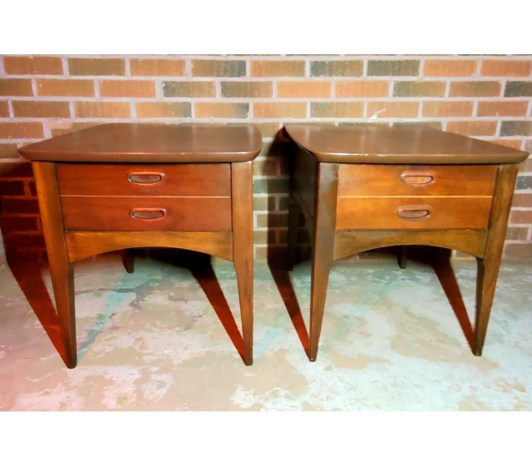 Beautiful mid-century style and lines in these two adorable tables.
Formica tops that are in perfect condition.
Single drawer in each table.
There are some markings but not sure of the maker. 