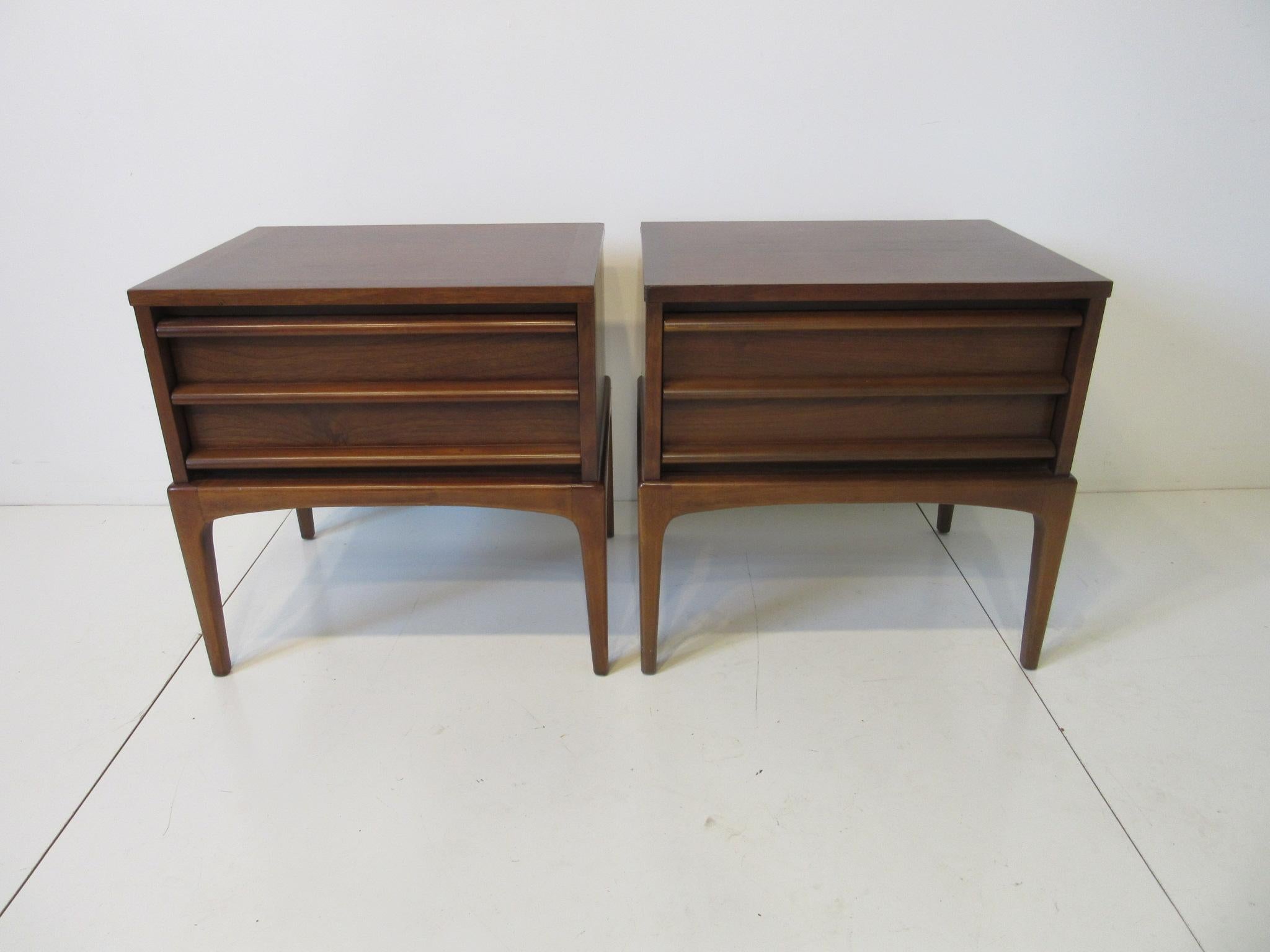 Lane Altavista Walnut Nightstands / End Tables from the Rhythm Collection 3