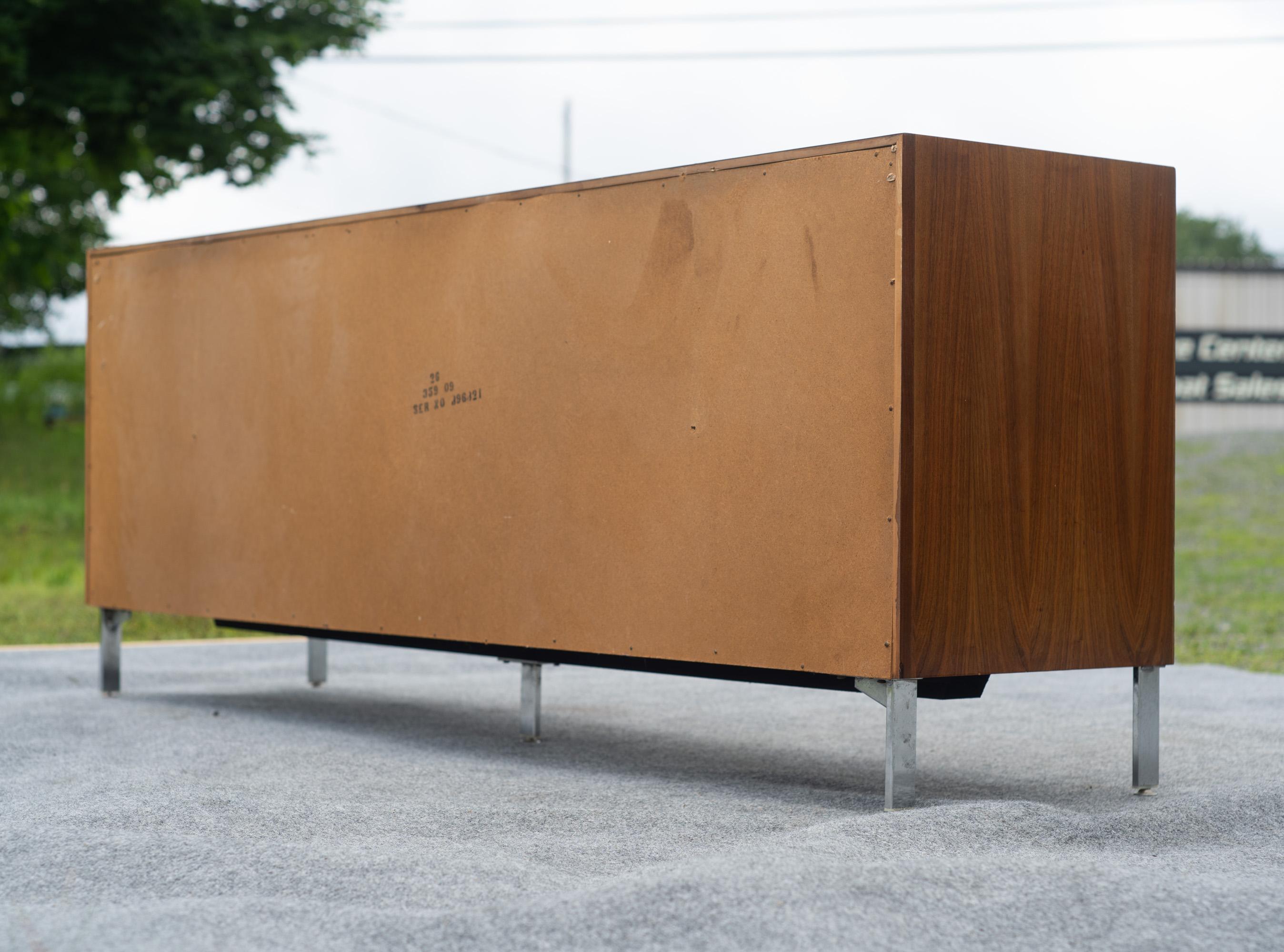 Lane Altavista Walnut & Rosewood 9 Drawer Long Dresser or Cabinet w/ Chrome Legs For Sale 9