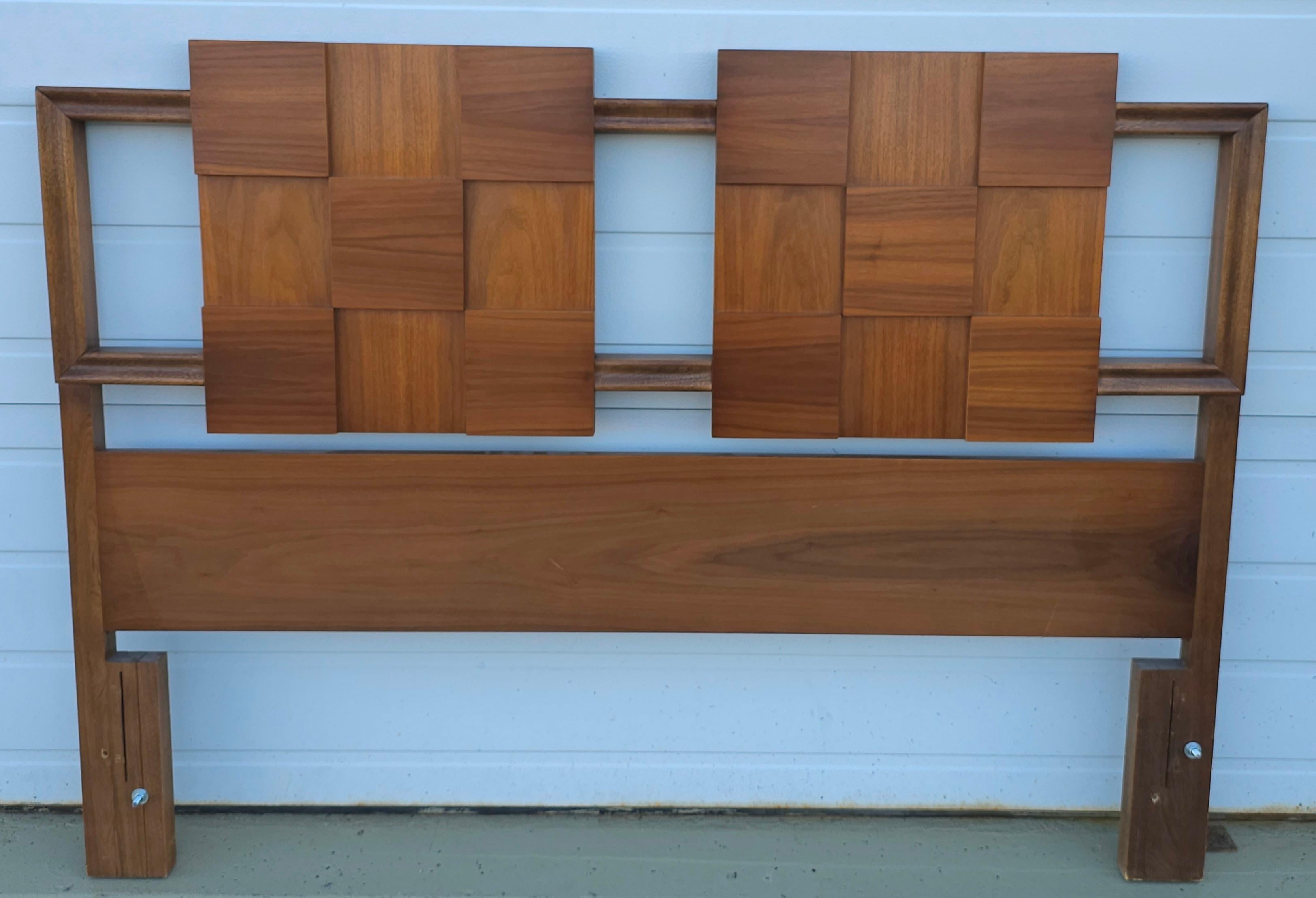 Lane Brutalist Mid-Century Walnut Full Size Headboard in great vintage condition.
Measures 60