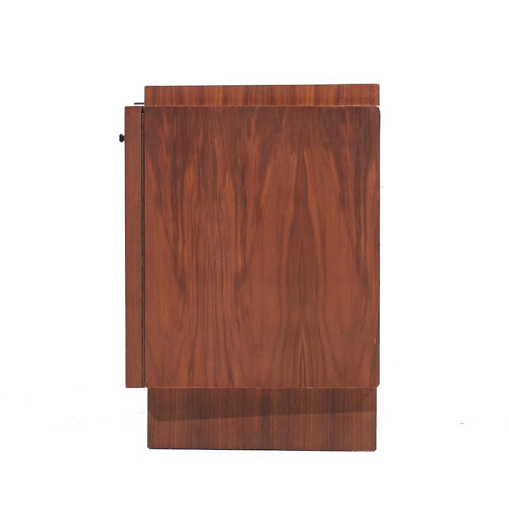 Lane Brutalist Mid Century Walnut Nightstands - Pair For Sale 2